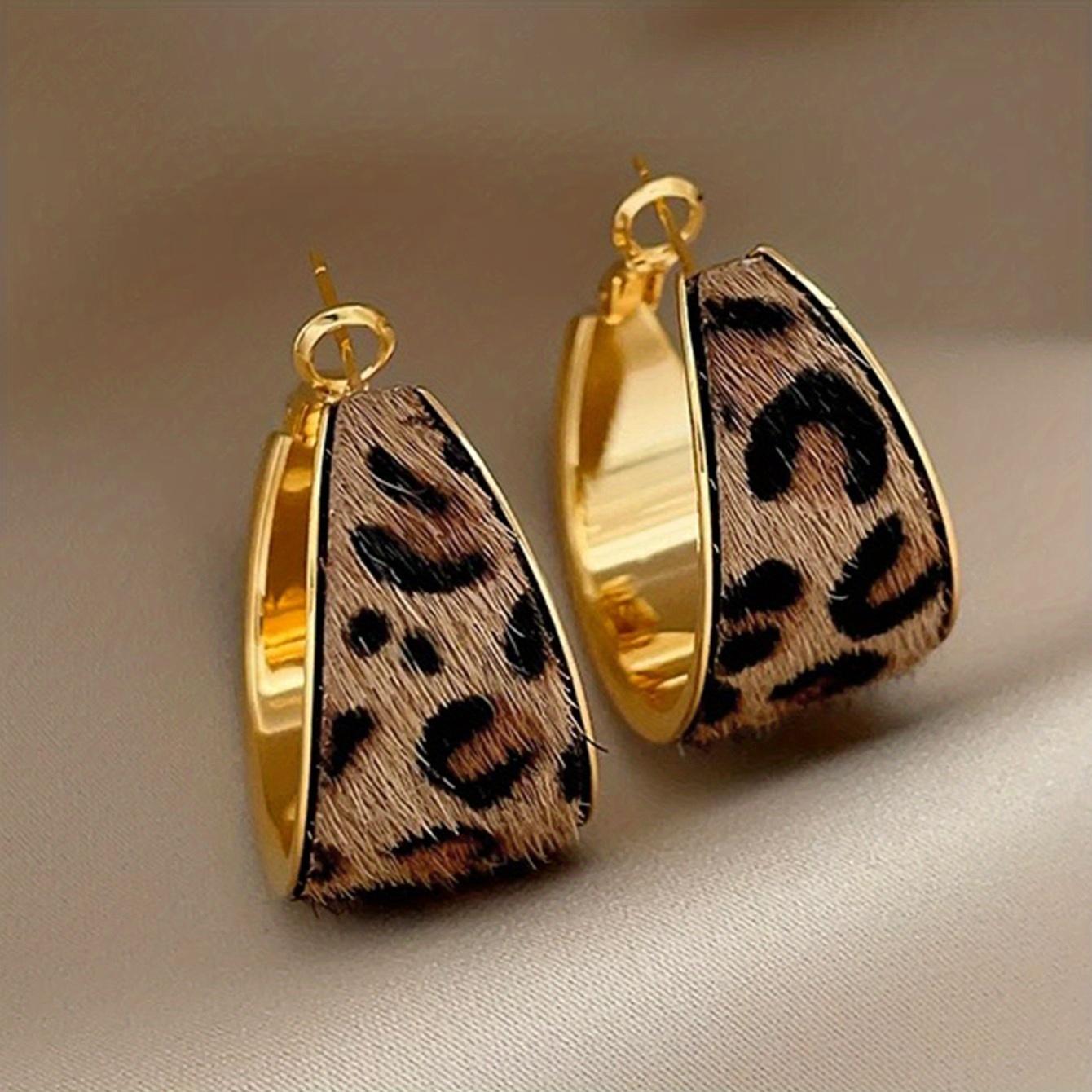 Women Vintage Elegant Leopard Print Furry Hoop Earrings Textured No Plating Design For Daily And Party Wear