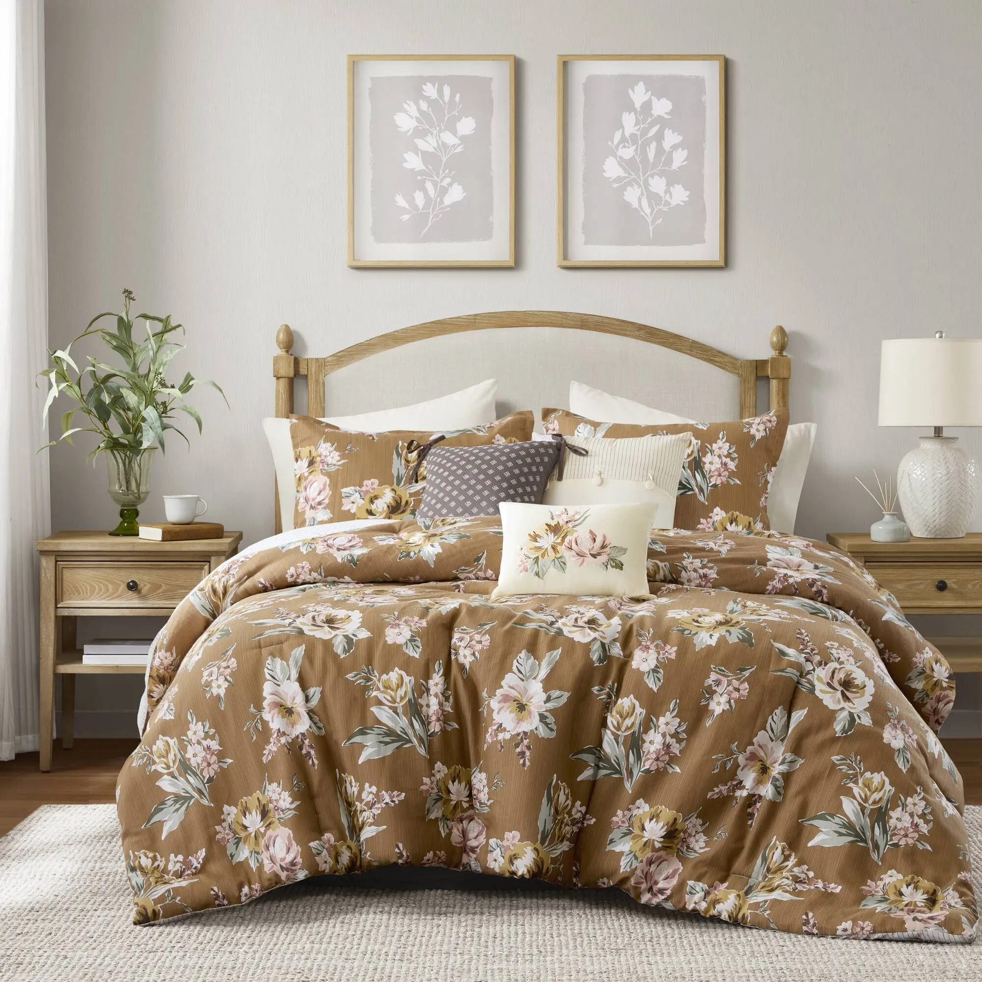 Nokaa 7-Piece California King Vin Floral Comforter Set, Terracotta Bedding Ensemble with Shams and Decorative Pillows, Soft Microfiber Reversible Quilted Bedspread for Master Bedroom Guest Room All Season Cozy Home Decor
