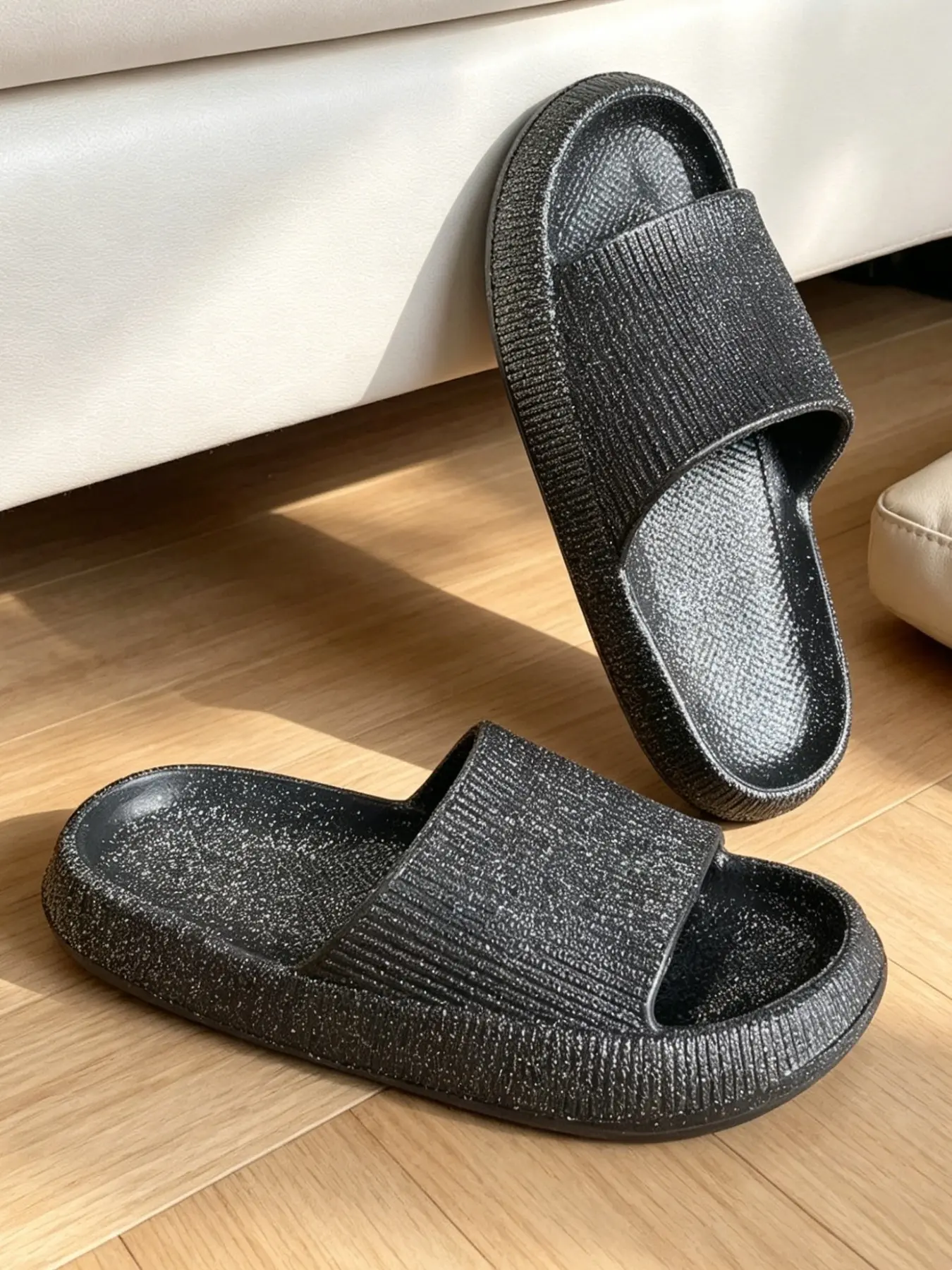 Boho Glitter Slides, Women's Eva Platform Slippers, Summer Slides, Anti-Slip Thick Cushion, Viral Tiktok Bling, Comfortable Non-Odour Bathroom Footwear.Runs small, wide feet please size up one size.