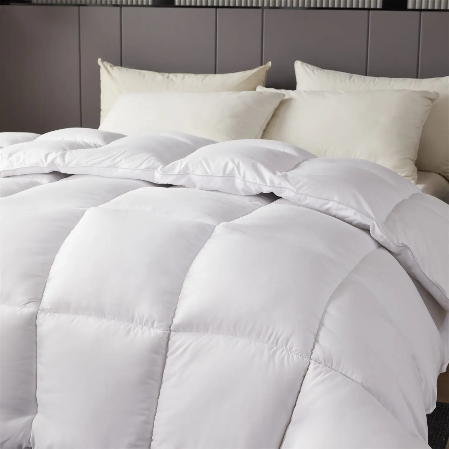 Five-Star Hotel Fiber Blanket, Thick Warm Spring Autumn Winter Quilt, New Feather Velvet, Suitable for Bedroom, Guest Room, Hotel, Polyester Quilt