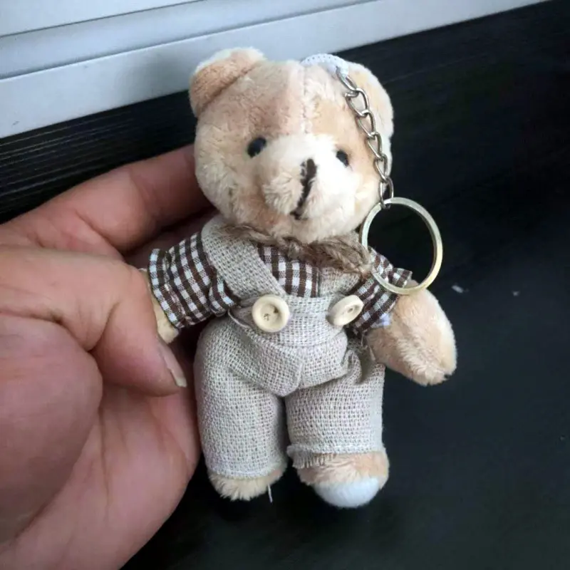 Brown and white bow male bear