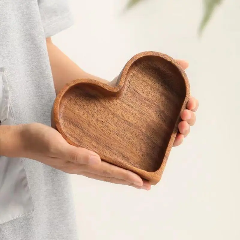 1 Pc Stackable Solid Wood Candy Tray – Heart-Shaped Snack Serving Tray for Nuts, Dried Fruit, Candy & Snacks. Wooden Food Storage Organizer, Decorative Serving Platter for Coffee Table, Kitchen, Parties, Home Décor & Gift