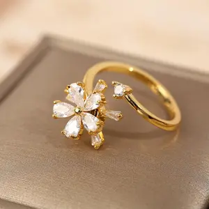1pc of Stress-relieving 360° Rotatable Transparent Double-layer Five-petal Flower Copper Ring | Adjustable Open Ring | Sparkling Hand Jewelry Accessory Gift for Family, Friends, and Loved Ones | No Gift Box Included