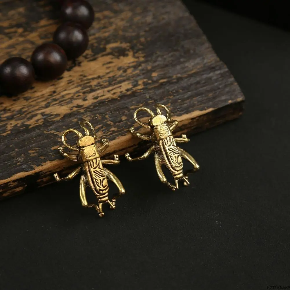 Solid Brass Realistic Cricket Tea Pet Ornament, Vintage Antique Patina Insect Craft, Mini Desktop Decor Statue for Tea Table, Living Room & Tea Room Display