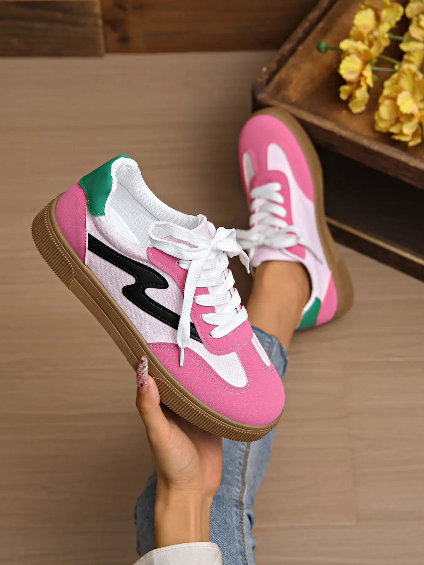 Women's Colorblock Aggressive Shoe, Versatile Soft Sole Student Sports Sneakers, All-Season Casual Fabric Upper, Rubber Sole, Lifestyle Colorblock Sneakers