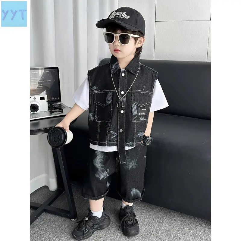 YYT1 (New) 2026 New Autumn Outfit for Boys, consisting of a vest, a short-sleeved jacket, and a three-piece set, perfect for outdoor activities.Casual style.