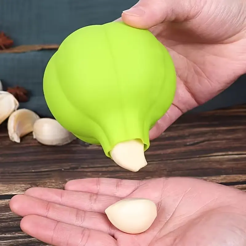 Silicone Garlic Peeler, Veggie Peeler, Convenient Kitchen Tool, Fast and Easy to Clean, Available in 1 or 3 Pieces, Ideal for Peeling Garlic