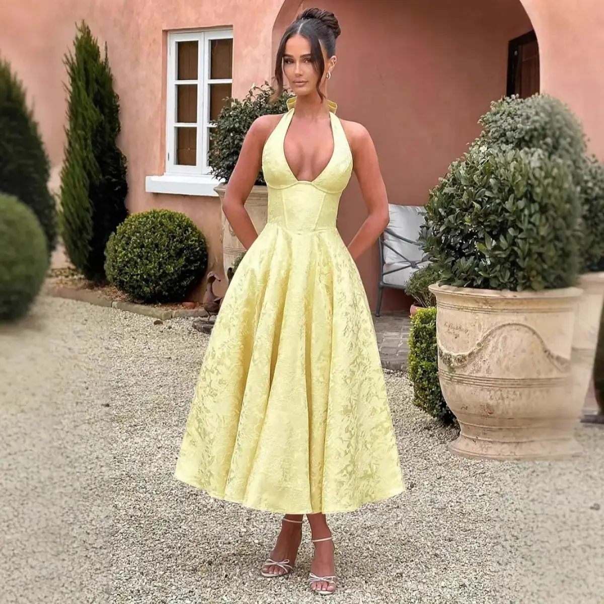 New European and American Style V-neck Halter Sleeveless Jacquard Tie Waist Vacation Dress High-end Gown Dress Trendy In Stock Womenswear Formal summer outfits sundress women's clothing Gamis Basic