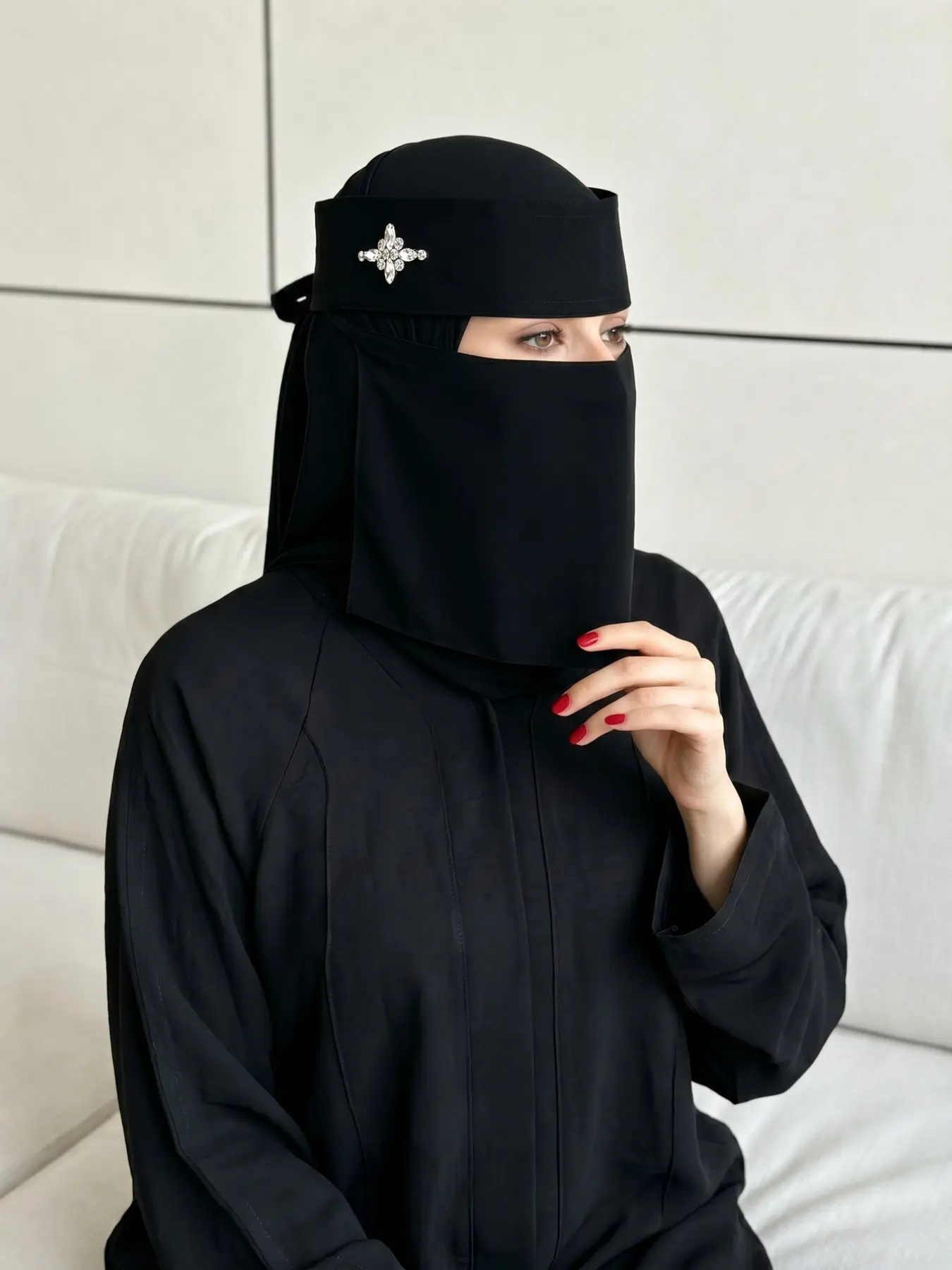 Women's Breathable Floral Rhinestone Veil, Single Layer Niqab, Modesty Muslim Elegant Evening Accessory, Suitable for Daily Wear and Abaya