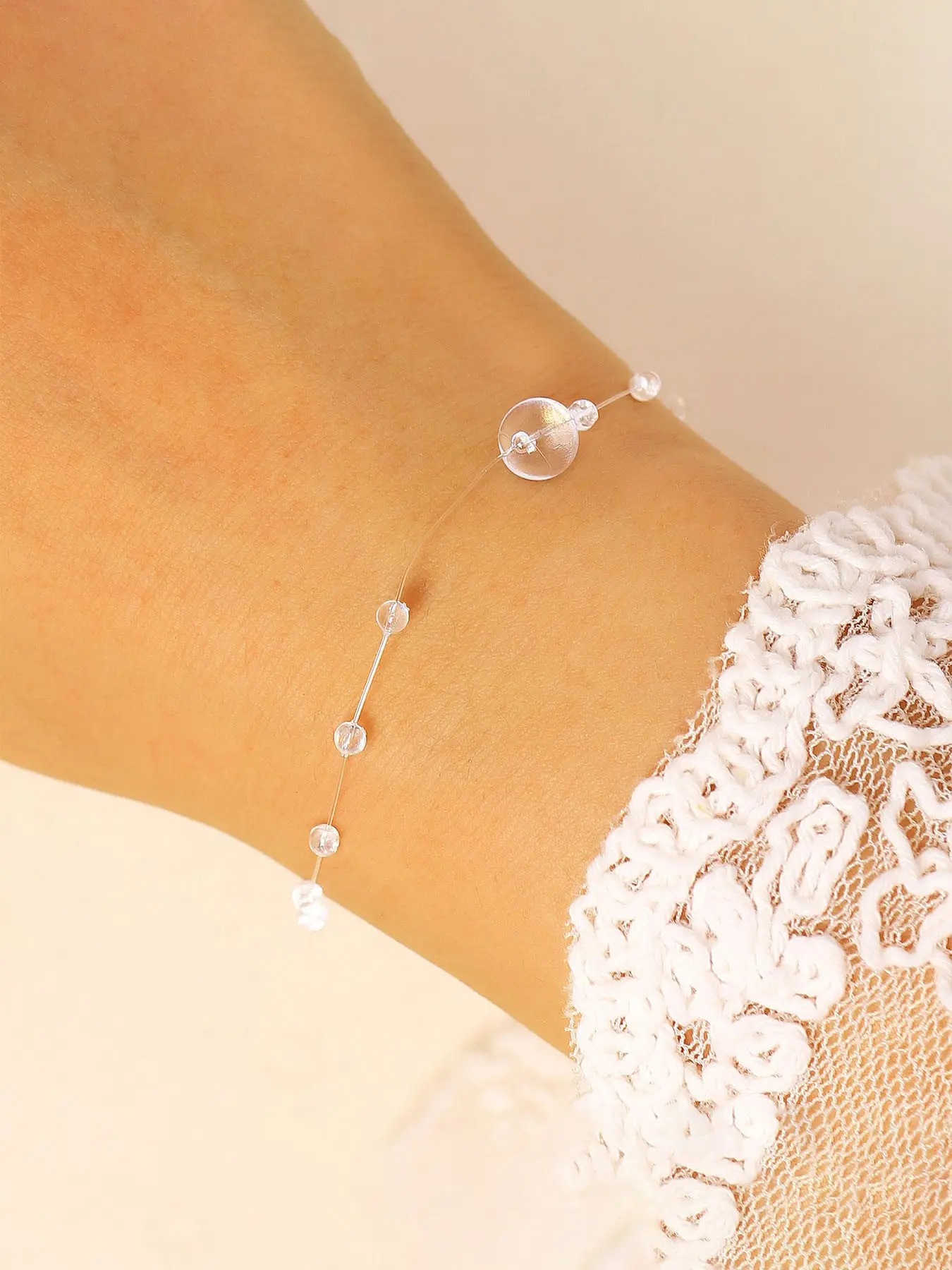 Mermaid Tears Bracelet, Clear Atmosphere Unique Personality Bracelet, Dewdrop Transparent Bubble Bead Invisible Fishline Bracelet, Perfect for Summer