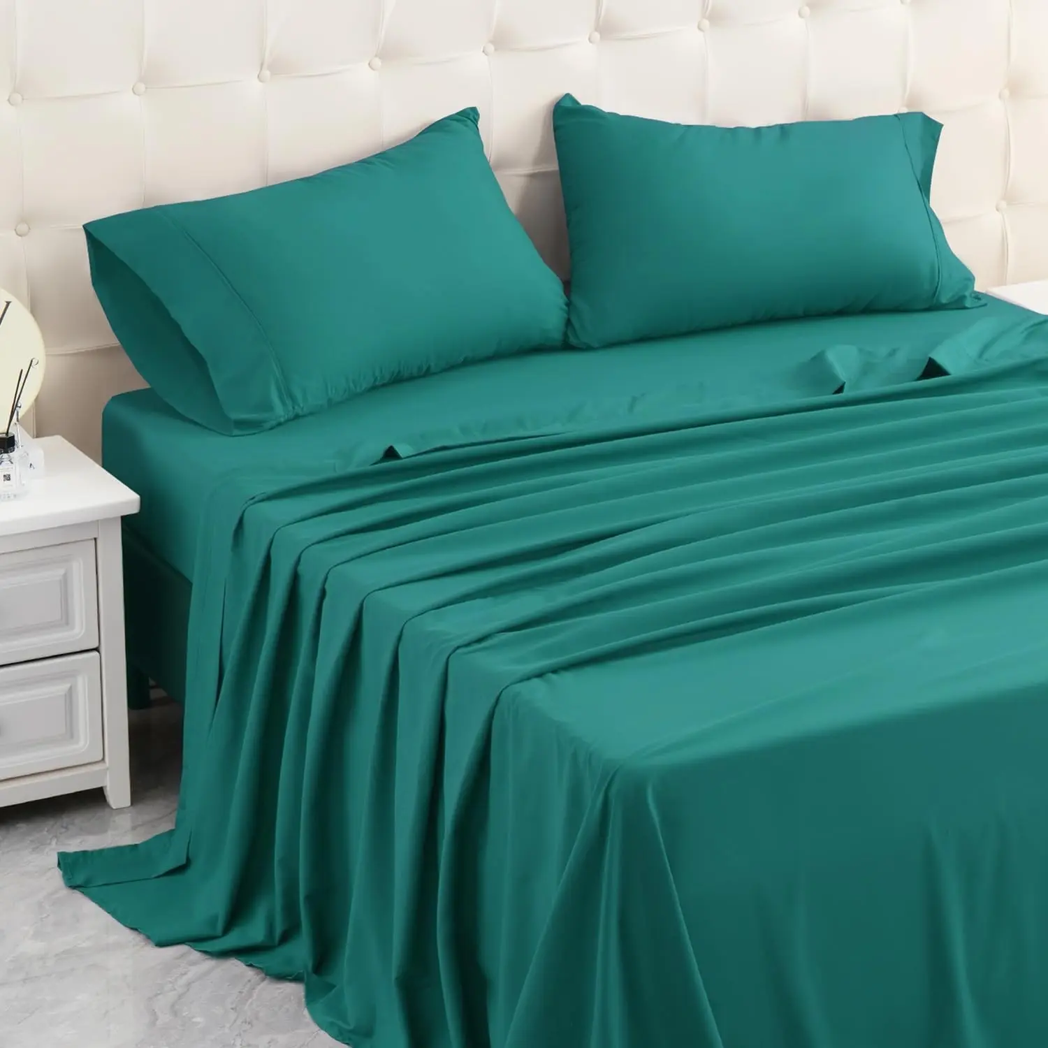 Queen Bed Sheets Set, Soft Breathable Bedding Sheet Set, Sheets Set with 16" Deep Pocket Design (4 Pieces, Queen, Turquoise)