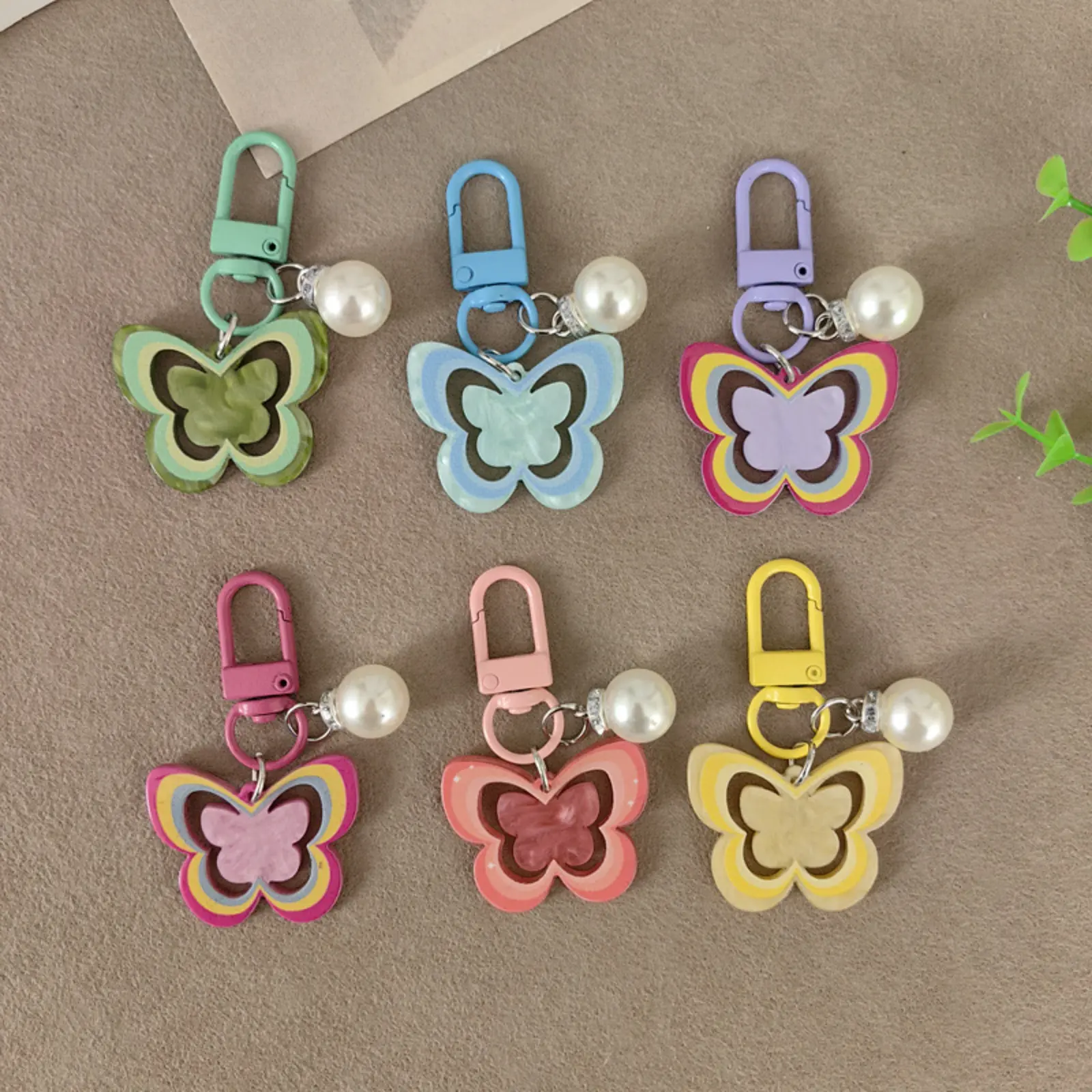 Double Layer Butterfly Keychain, Trendy Sweet Pink Bag Charm, Gradient Acrylic Hollow Butterfly Pendant With Pearl, Pink Spring Snap Hook Key Ring, Cute Mini Accessories for Backpack, Earphone Case Decor