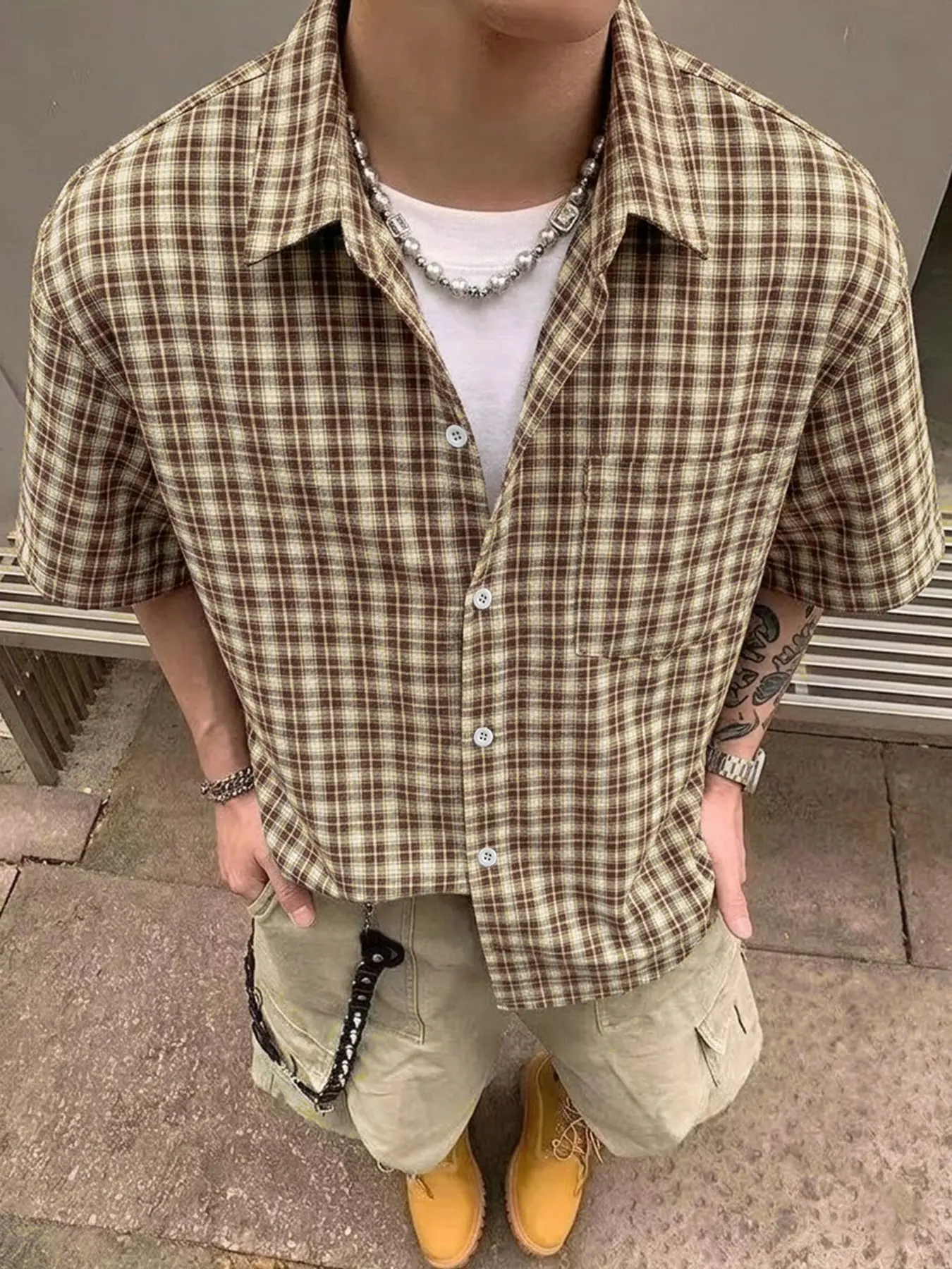 Men's Plaid Checked Flannel Short Button-Up Shirt, Classic, Soft and Comfortable, Ideal for Work and Casual Occasions, Complete Ensemble