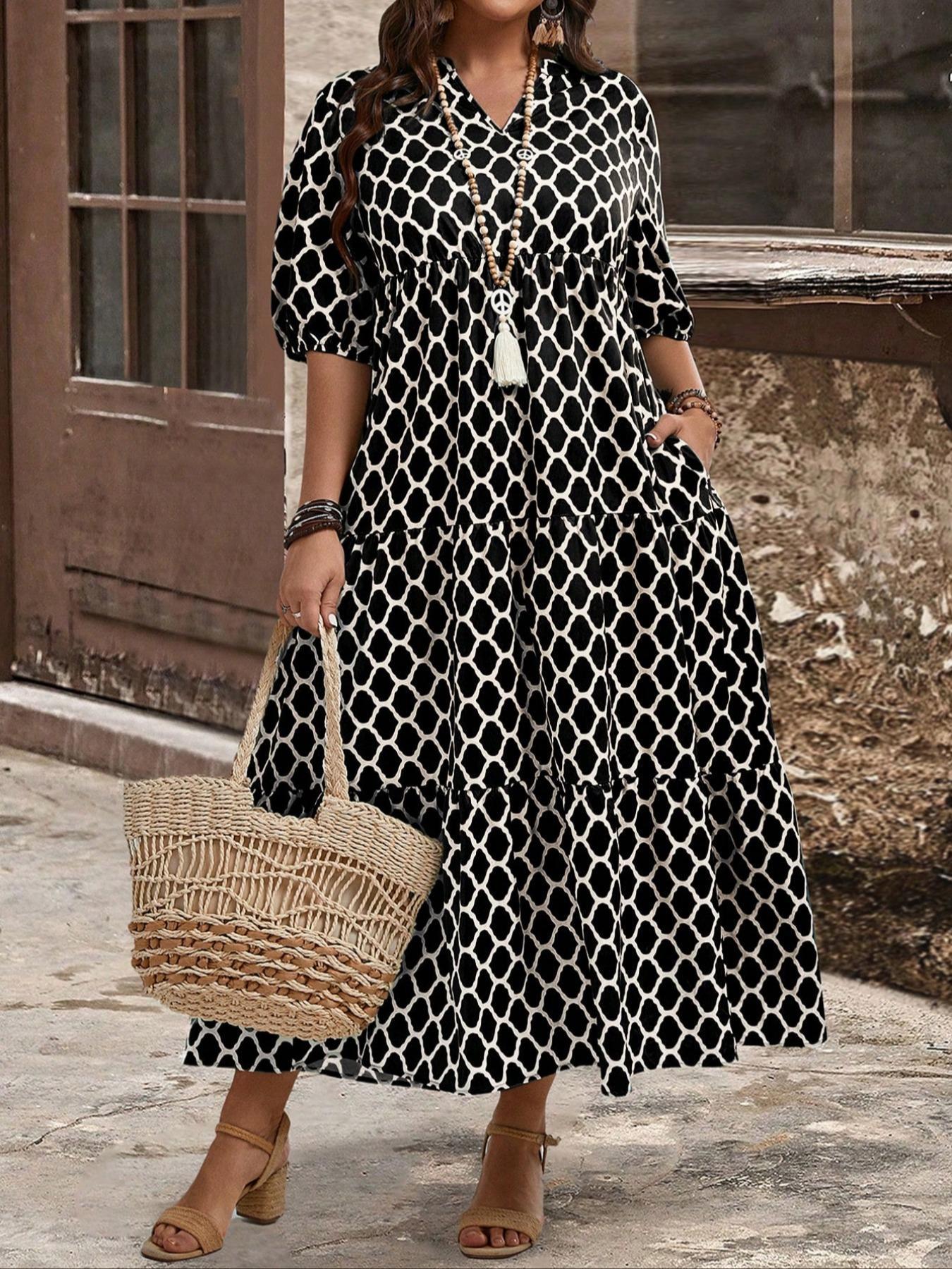 【Plus Size】 All Over Print Pocket V Neck Dress, Casual Fashion Half Sleeve Dress for Daily Outdoor Wear, Women Plus Clothing for 2025, Pocket Dress