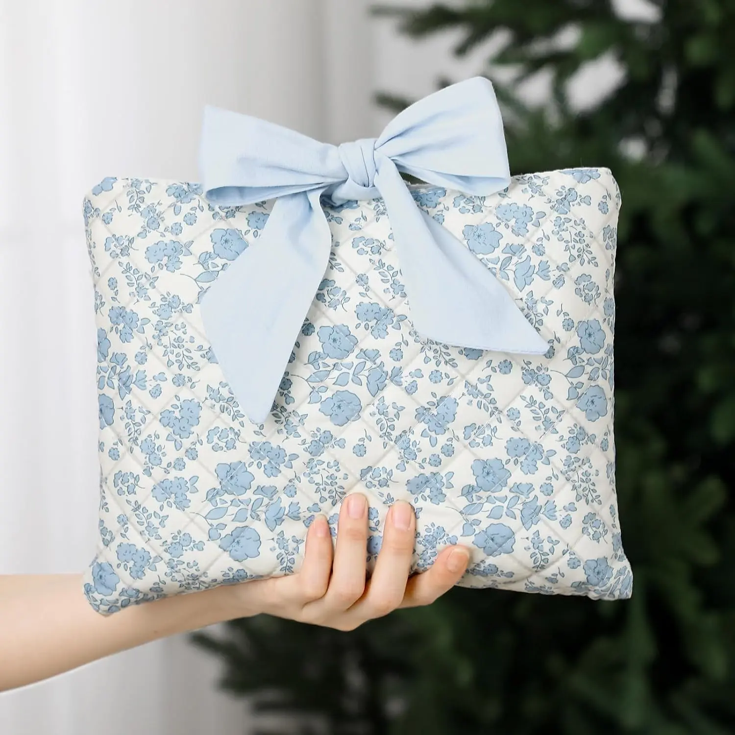Quilted Bow-Sleeve Bible-Fit Book Cover Case, Padded Washable Protector Bag with Bow Closure, Christian Gift for Women Book Lovers (Blue Floral)