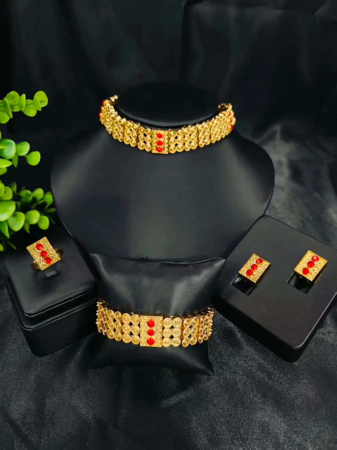 Fashion Women's Ethnic Fashionable Jewelry Set, Necklace Earrings Bracelet Ring, Wedding Party Gift, All Seasons Accessories