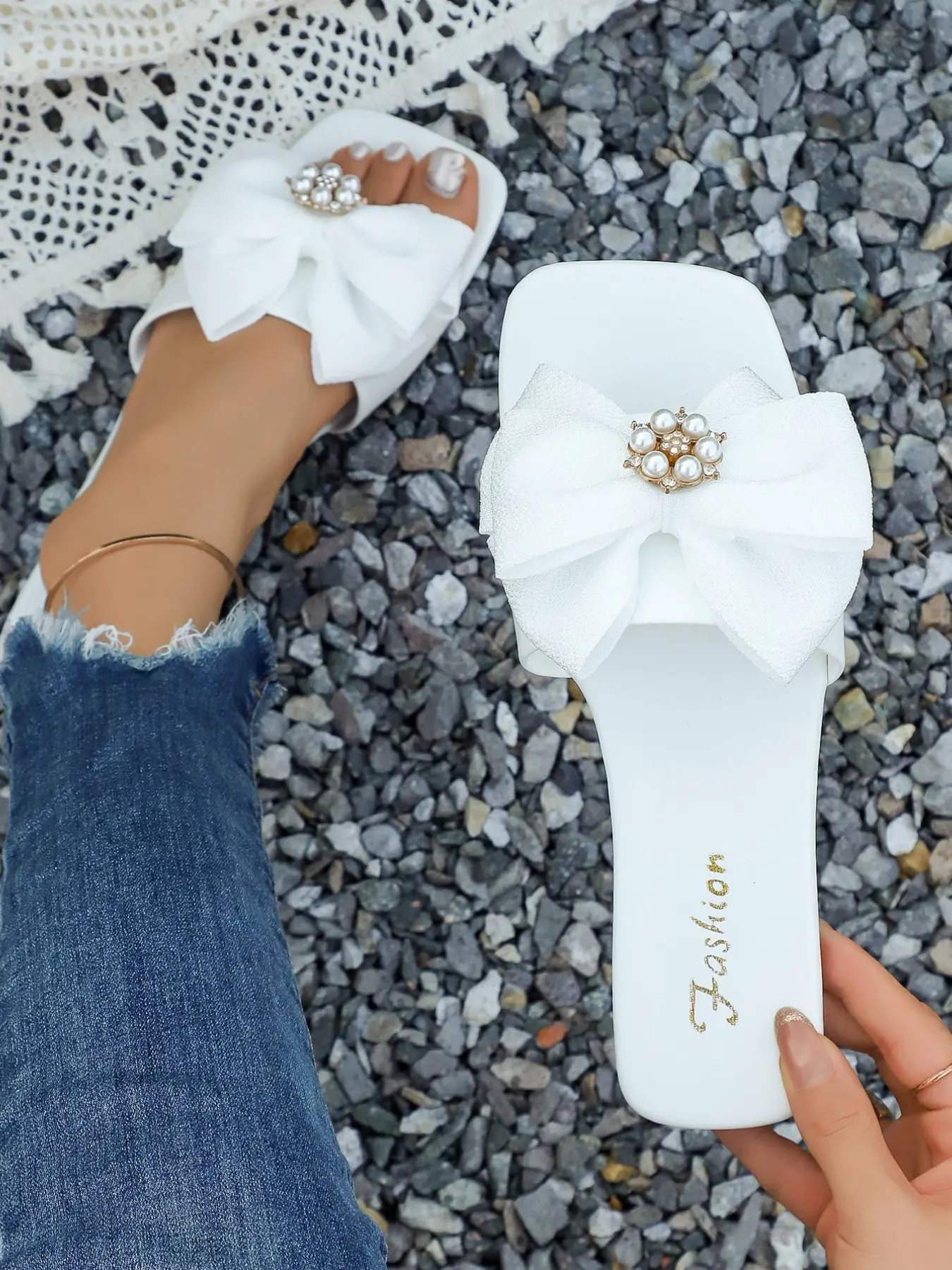 Women Fabric Big Bow Slide Sandals, Pearl Rhinestone Floral Decor, Square Open Toe, Flat Slip on Slippers, Summer Bridal Beach Shoes