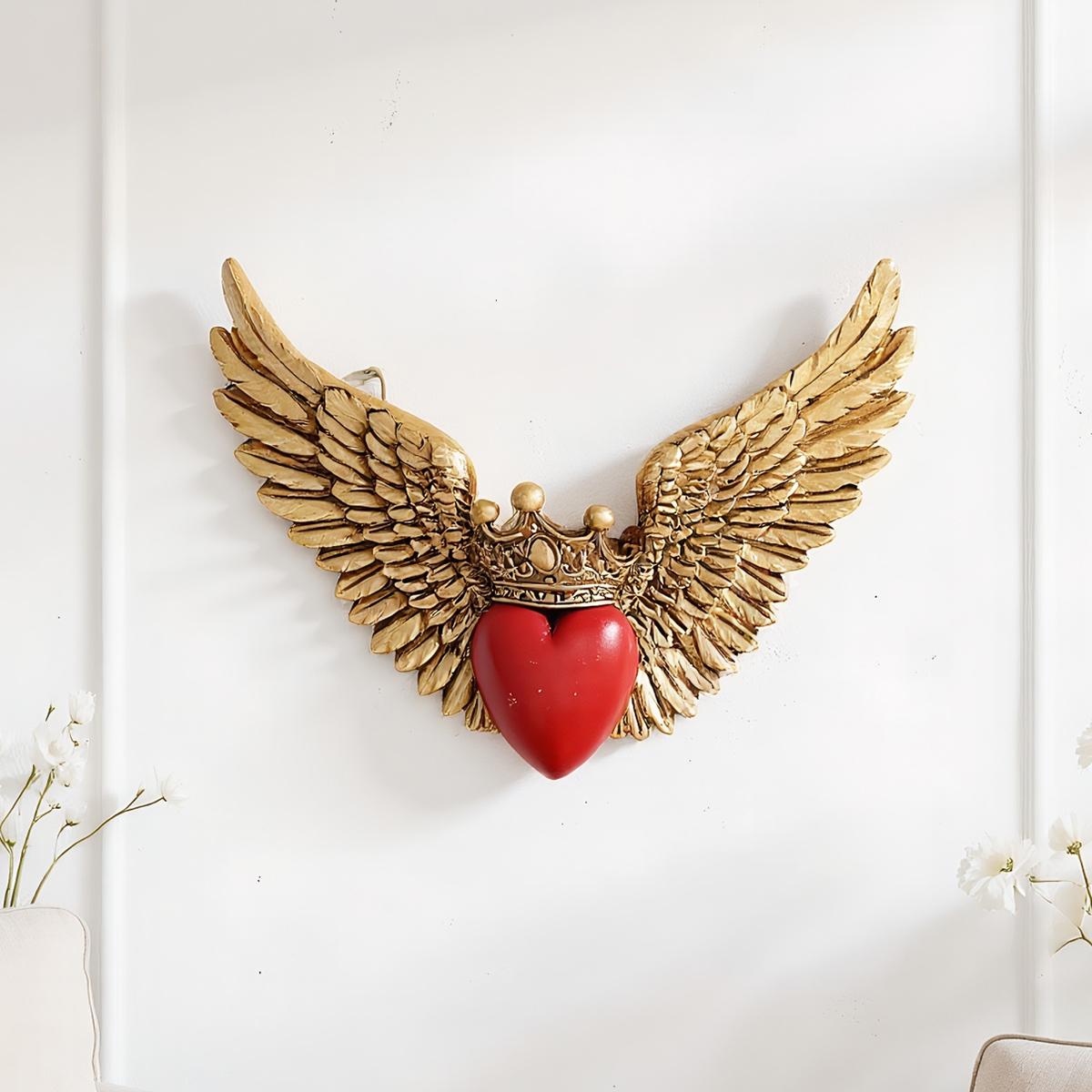 Resin Crown Heart Wings Decorative Hanging Ornament, Valentine's Day Handmade Wall Art, Room Decoration for Living Room, Study, Shop, Party