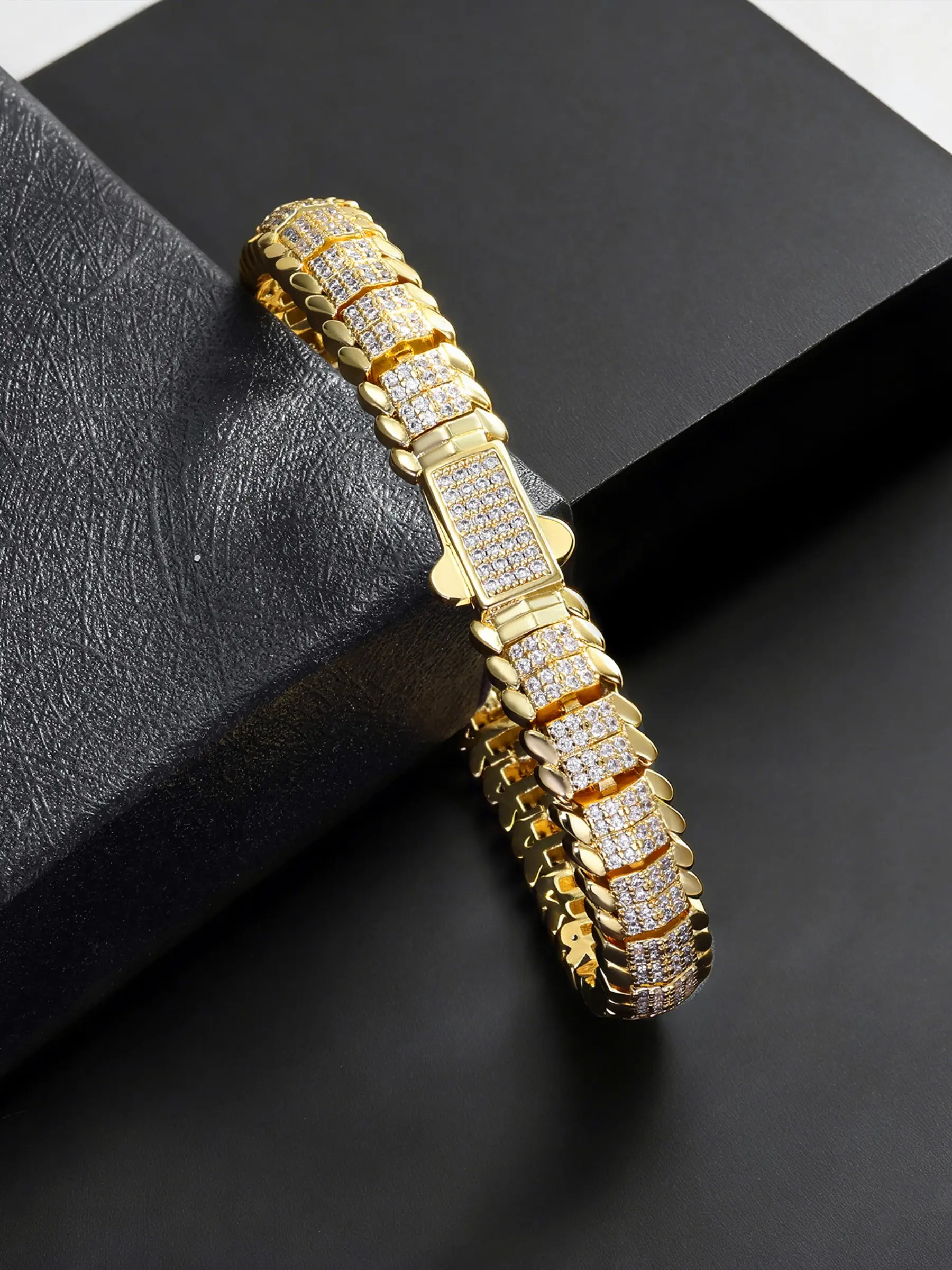 1pc Ice Cool Fashion Snake Bone Bangle, Sparkling Synthetic Gems, Luxury Jewelry for Men and Women, Elegant Daily Wear, Perfect Gift, Bangle Bracelets