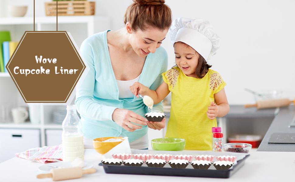 Love homemade cute desserts?Grab these 100 Pcs flared brown baking cups now!Reliable oil-proof coated paper muffin liners fit standard molds perfectly, easy to use, non-stick and durable for cream rolls, cupcakes and daily baking