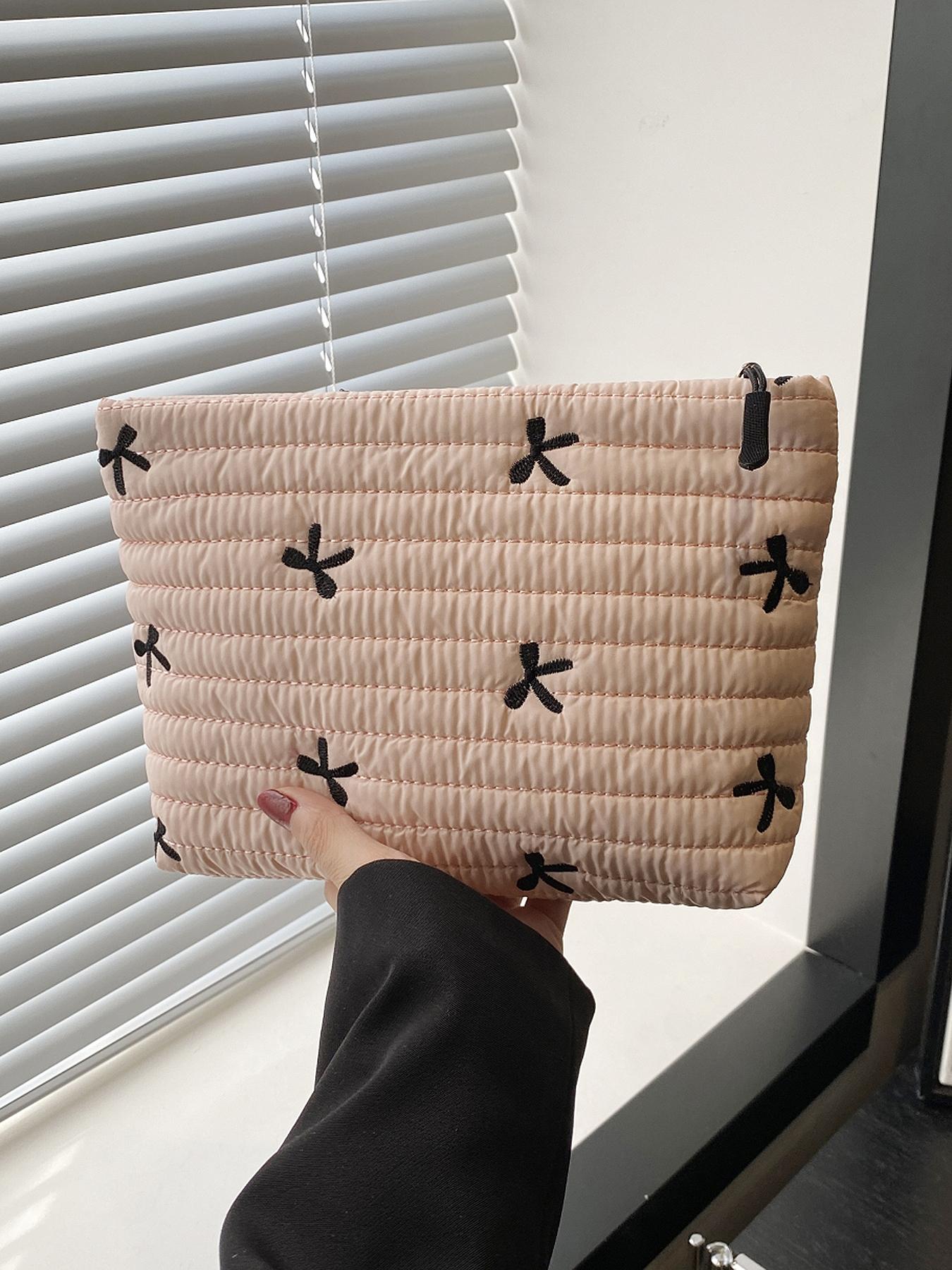 Solid color quilted design clutch bag, large capacity zipper travel storage bag, women's portable travel storage bag, back to school season, suitable for daily commuting and travel, school portable bag, Quilted Purse