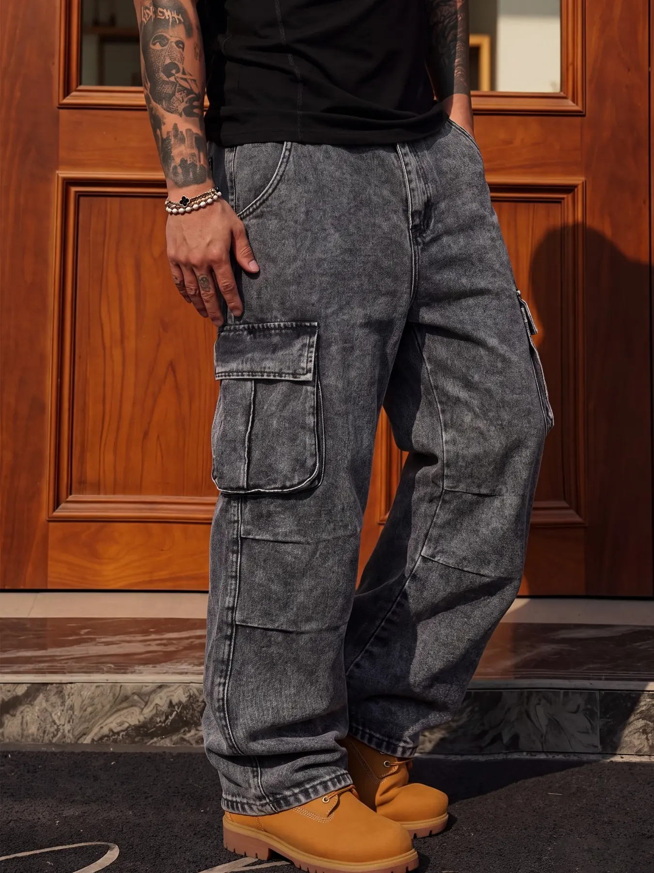 All-season men's loose jeans, straight cargo cut with side flap pockets, American street casual trousers, fit for streetwear, parties and daily outfits