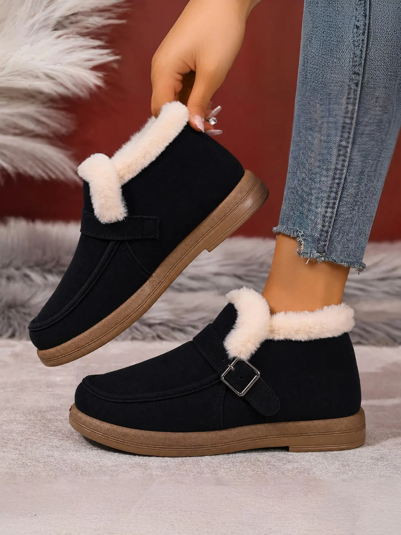 Women's Winter Ankle Boots Fuzzy Fleece Lined Short Booties with Adjustable Buckle Strap, Casual Slip On Low Platform Winter Shoes for Outdoor Daily Walking