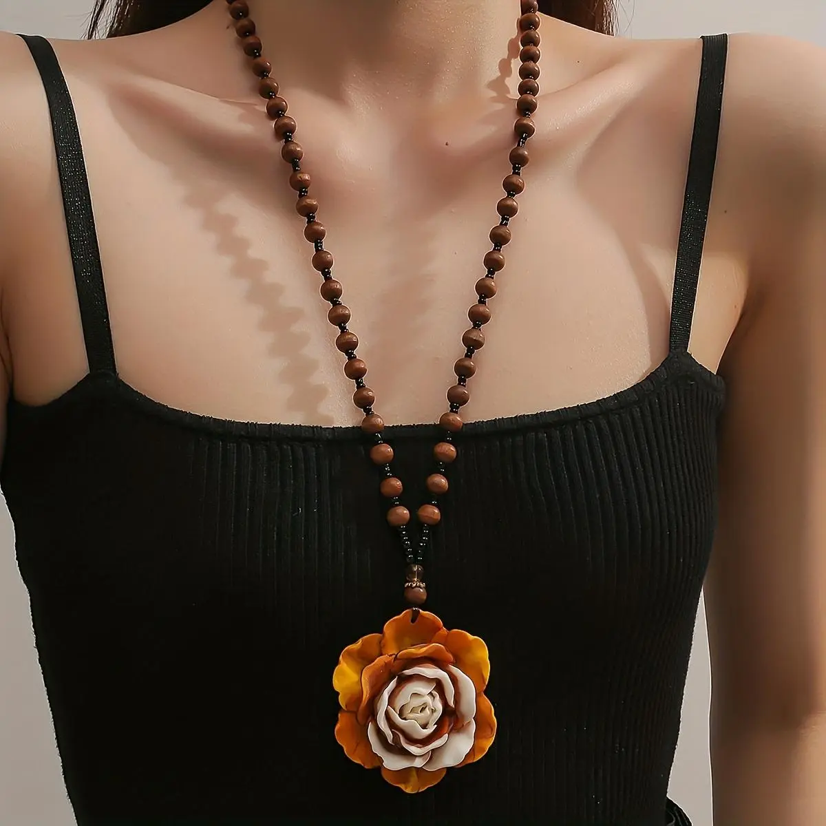 One Long Natural Amber Dragon's Blood Rose Flower Pendant Necklace