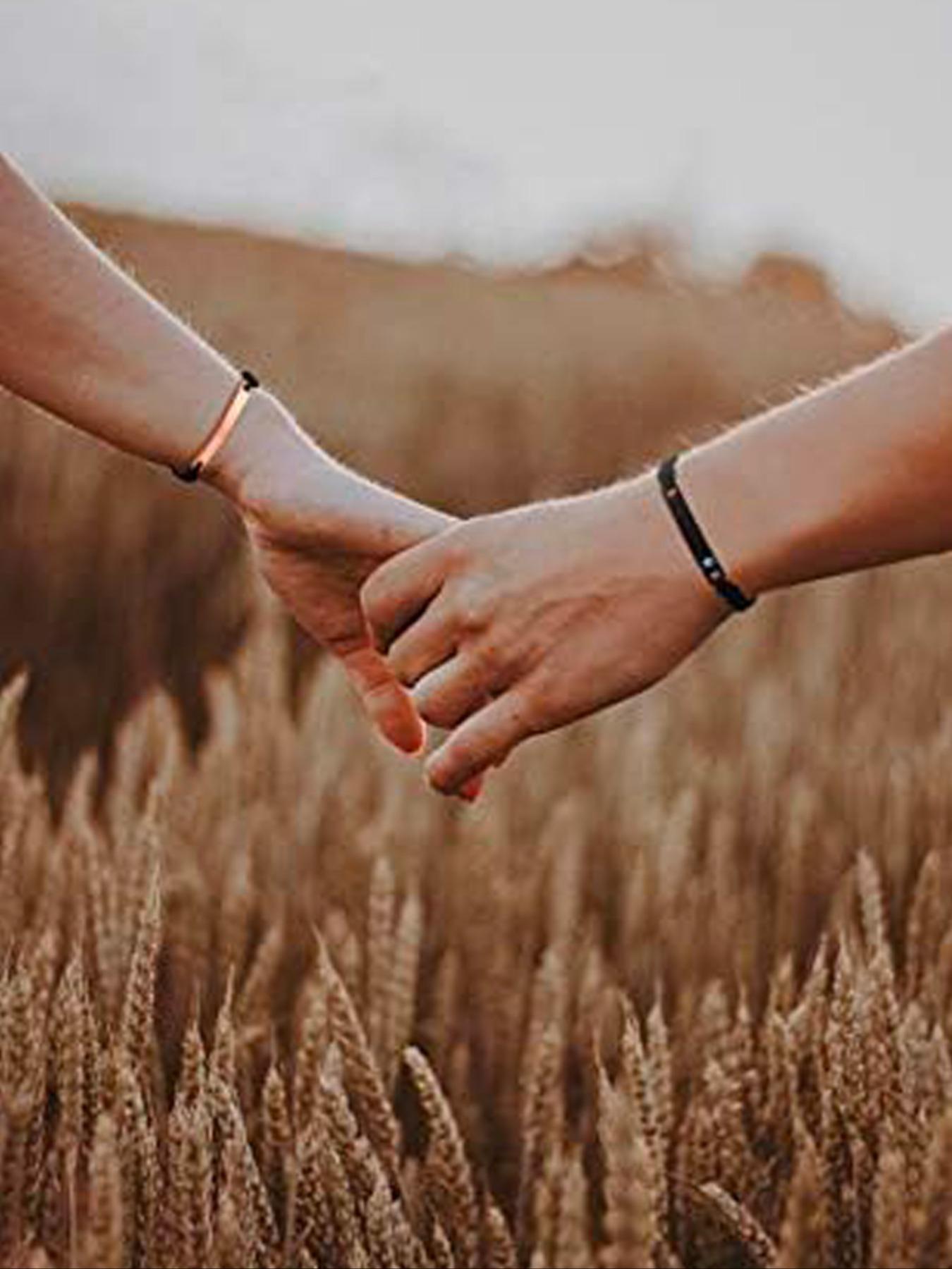 Braided Couple Matching Bracelet (2pcs/1 Set), Magnetic Heart & Letter Design Link Bracelet for Women & Men, Jewelry for Birthday Gift with Rose Box, Personalized Couples Bracelet, Adjustable Bracelets