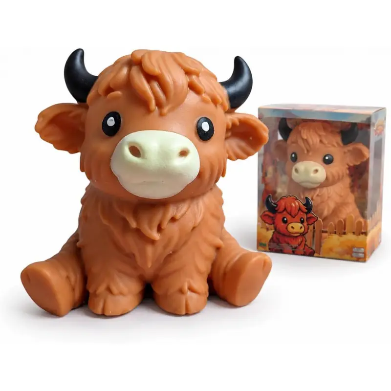 Highland Cow Desktop Ornament, Small Bull Figurine, Decorative Piece for Home Office, Unique Gift Idea, Perfect Addition to Any Space
