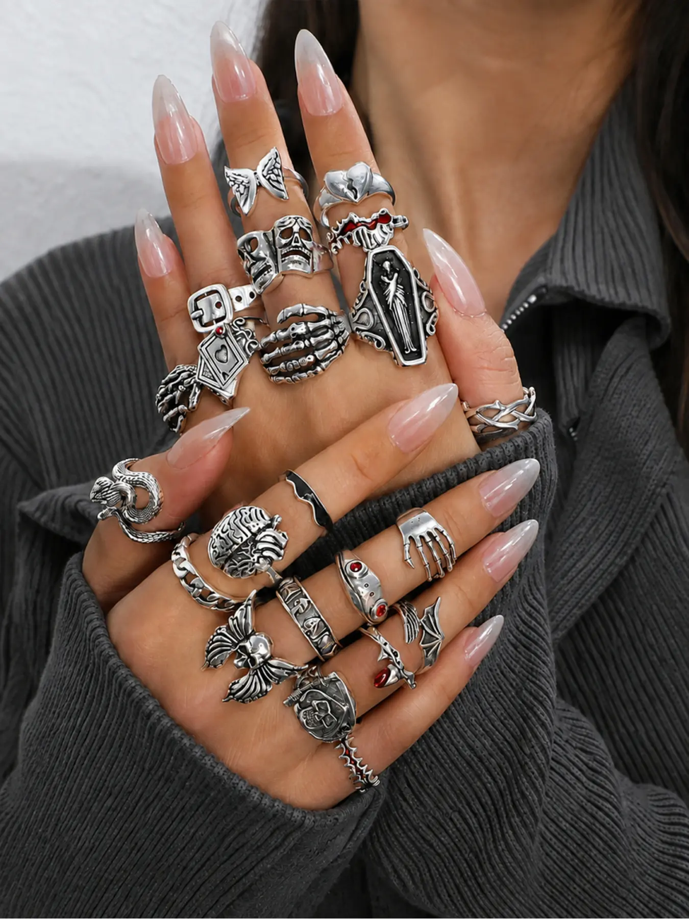 23-piece Halloween adjustable ring set for Halloween, unisex, with skulls, skeletons, butterflies, and playing card designs, a dark punk stackable jewelry set, Interchangeable Rings