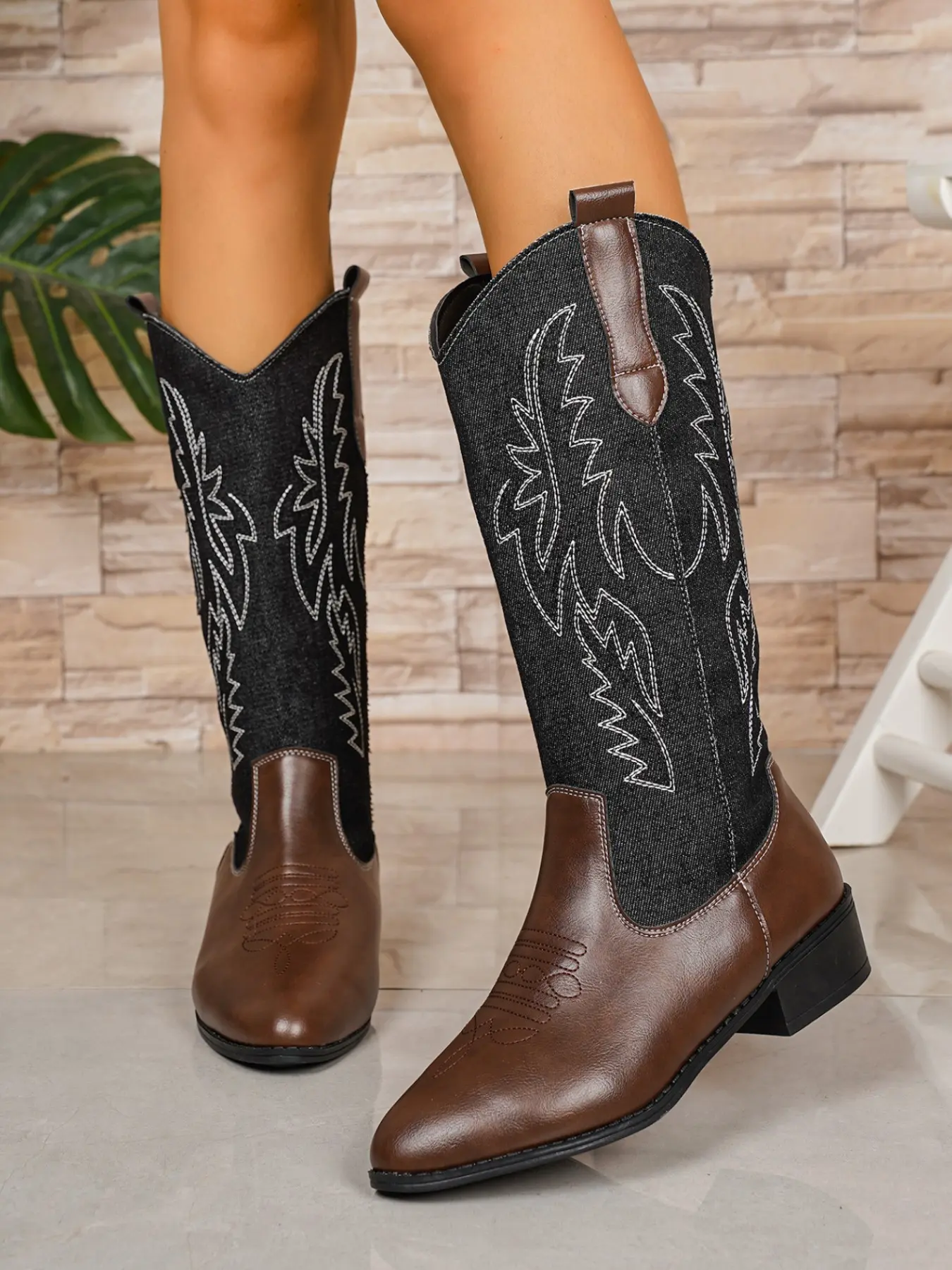 Women's Fall Winter New Large Size Patchwork Embroidered Western Cowboy Boots, Pointed Toe Thick Heel Mid-Calf Knight Boots, Vintage American Style
