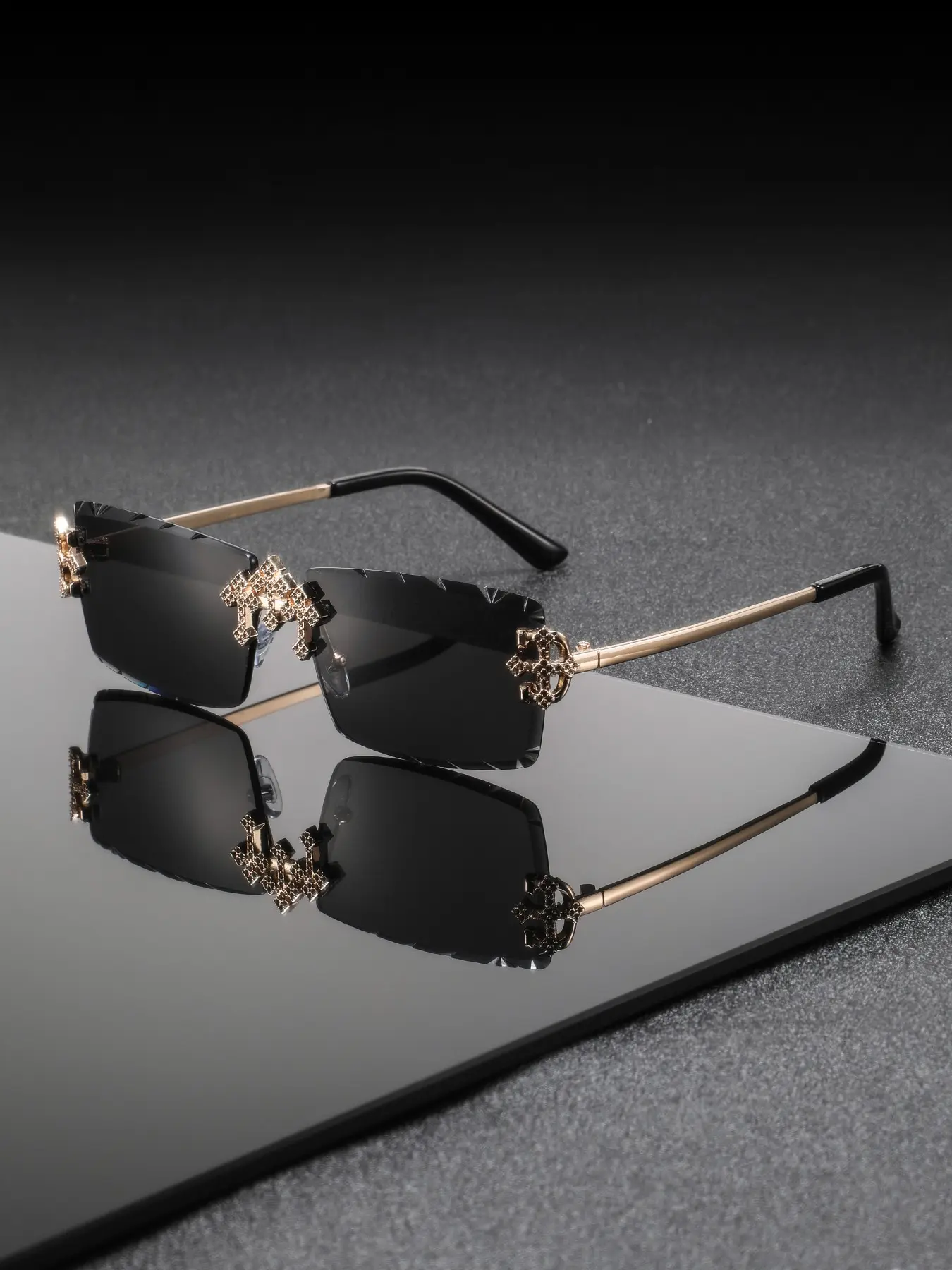 Men's Metal Frameless Diamond Edge Cross Pendant Glasses, High-End European Vintage Style, Fashionable Eyewear for Men