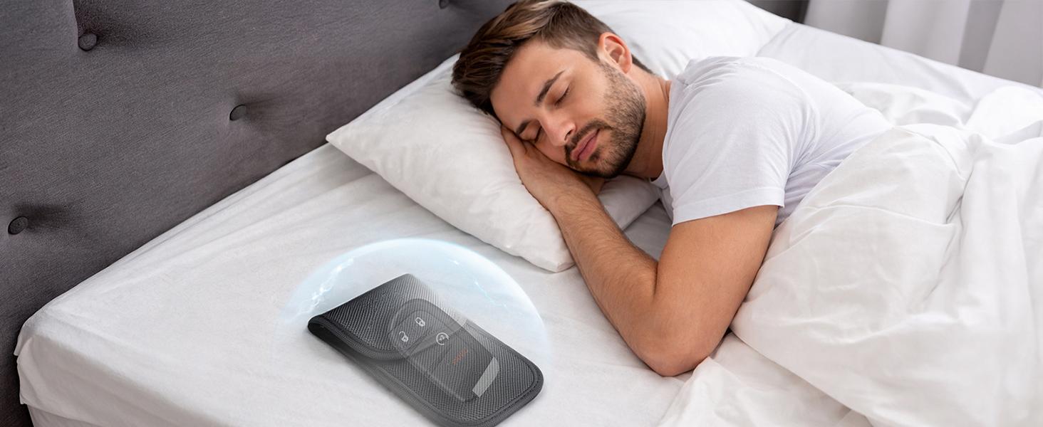 Faraday Pouch for Car Keys, Faraday Bag, Car RFID Signal Blocking Holder, Key Fob Protector, Key fob cage Block Signal Anti-Theft Fob Case (1 Pack, Black)