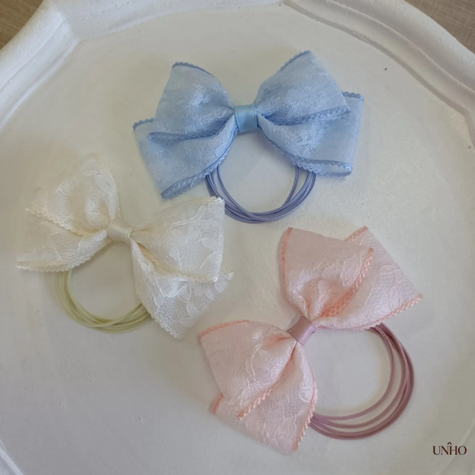 Korean‑Style Sweet Scrunchies With Lace‑Bow Ornaments In Off‑White, Pink And Light‑Blue Tones, Delicate Girly Hair‑Tie Bands For Daily‑Wear, Date‑Nights And Vacation‑Outfit Matching