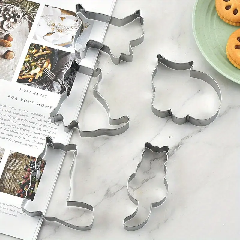 5Pcs/Set Stainless Steel Cat Cookie Mousse Mould Mold Diy Biscuit Mold Cookie Stamp Cutters Bakeware Baking Tools Cutters for Sugar Mass