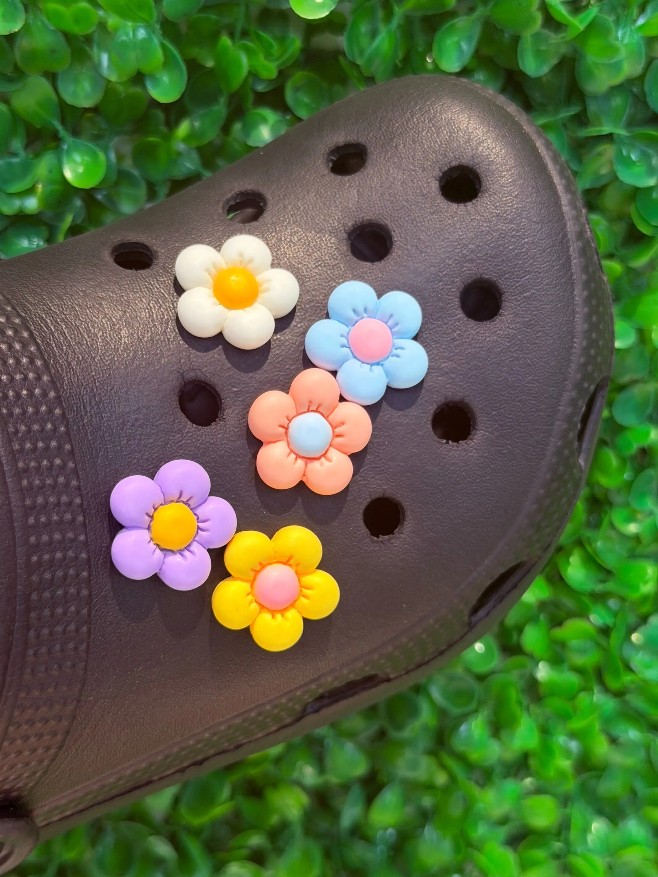 5Pcs Colorful Flower Shoe Accessories, DIY Sandals Decorations Shoe Buckle, Suitable for Kids & Adults, All Seasons, Flip Flop Charms
