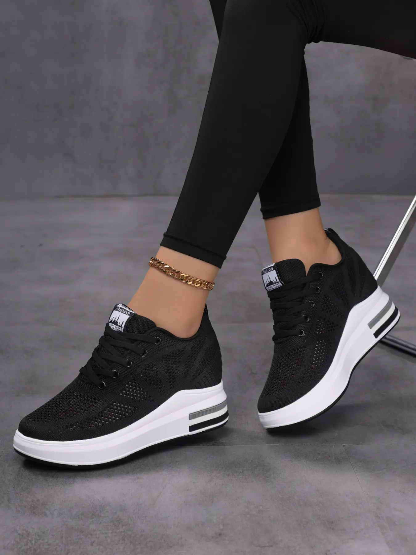 Women's Breathable Mesh Casual Shoes, Thick Sole Heeled Sneakers, 6cm Height Boost, Fashionable Slip-Resistant Walking Shoes