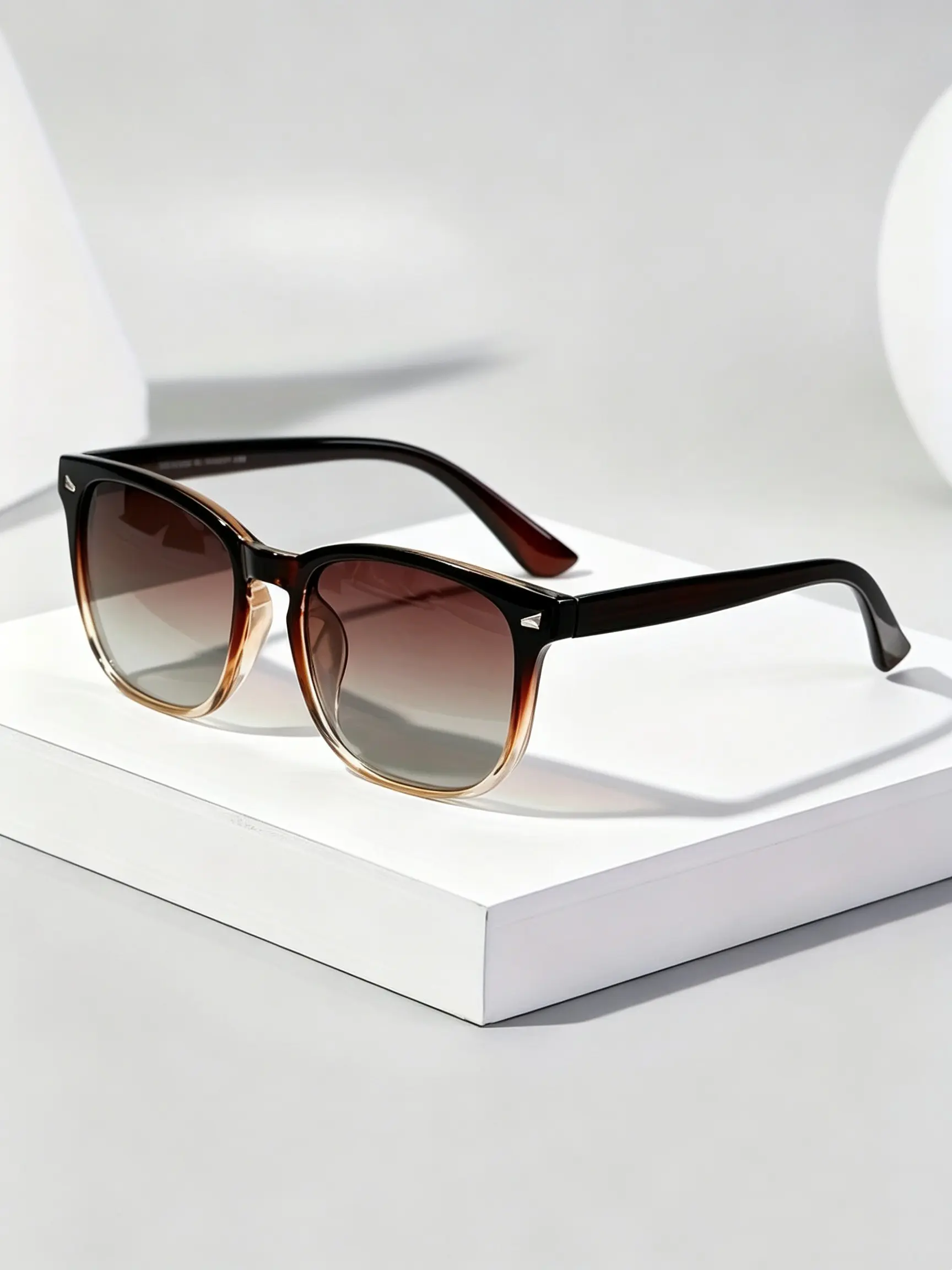 Modern Square Sunglasses, Unisex High-Grade Gradient Lenses, Perfect for Driving, Travel, and Vacation, Stylish and Functional