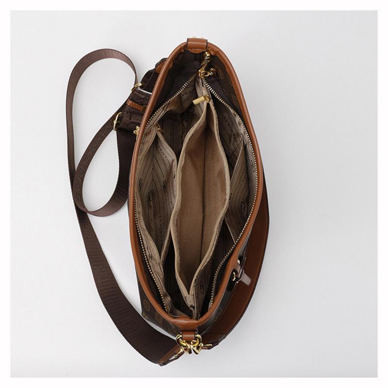 Mia Bag Shop High-end Fashion Large Capacity Tote Bag for Women 2025 New Vintage Print Commuter Shoulder Bag Crossbody Bag in PU Material for Daily Use 20 cm long, 20 cm wide, and 28 cm tall 20 cm long, 20 cm wide, and 28 cm tall