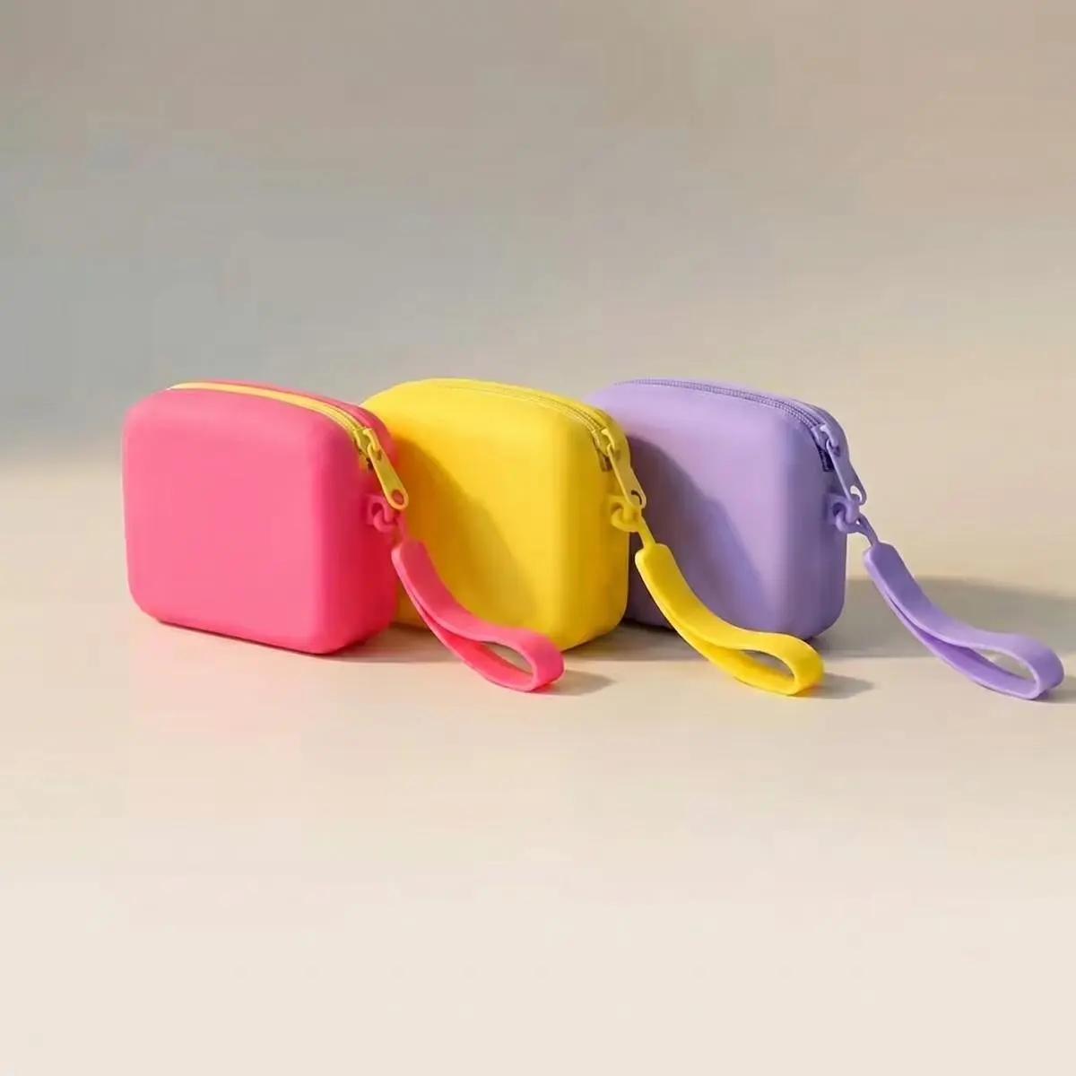 3pcs Silicone Mini Storage Bag Set, zipper sealed multi-purpose organizer for data cables cosmetics and coins, portable travel pouch for daily organization, lightweight storage solution for handbag essentials and on-the-go accessories