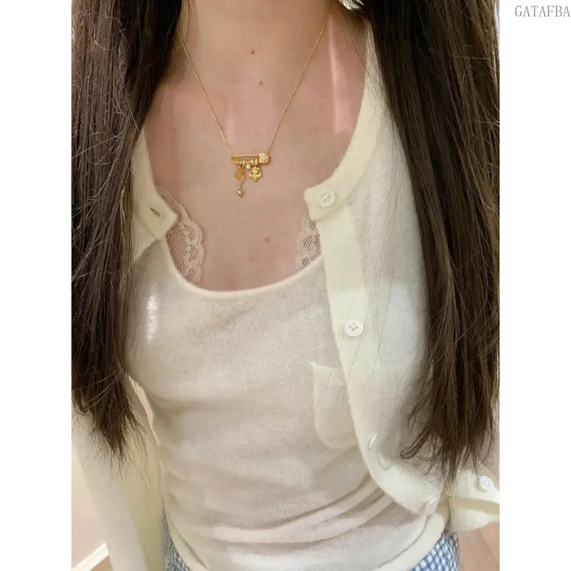Women's Elegant Iris Starburst Crystal Pendant Necklace - Dainty Vintage Adjustable Clavicle Bling Decorative Chain, 1 Item Casual Daily Sports & Outdoor Jewelry (Pendants Necklaces)