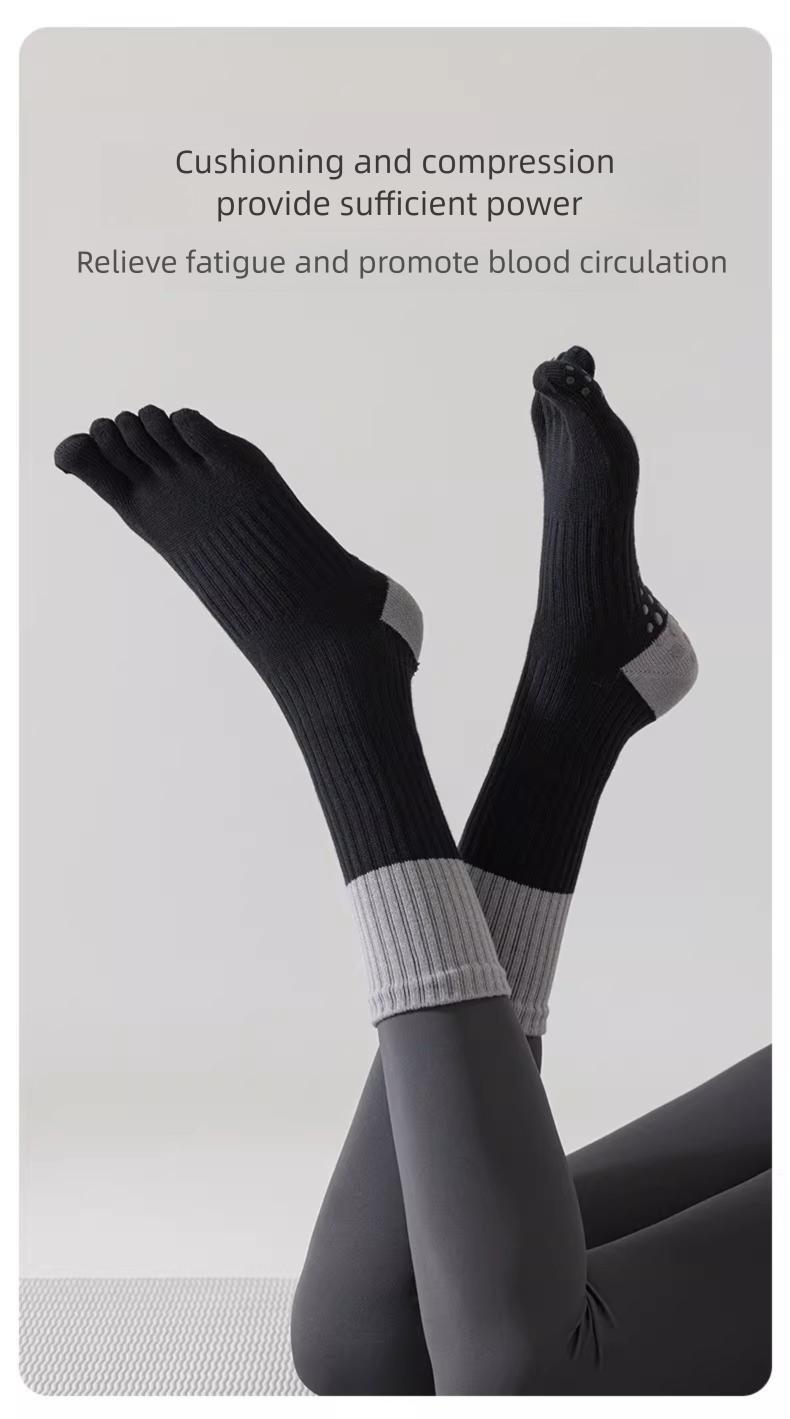 Women's Five Finger Yoga Socks, Non Slip ,Deodorizing Absorb Sweat Summer Indoor Sports ,Professional Fitness Pilates Mid Calf Socks,Non-Slip Toe-Separating Yoga Socks for Women - Cushioned Athletic Socks for#Yoga, Pilates, Barre & Gym Workouts