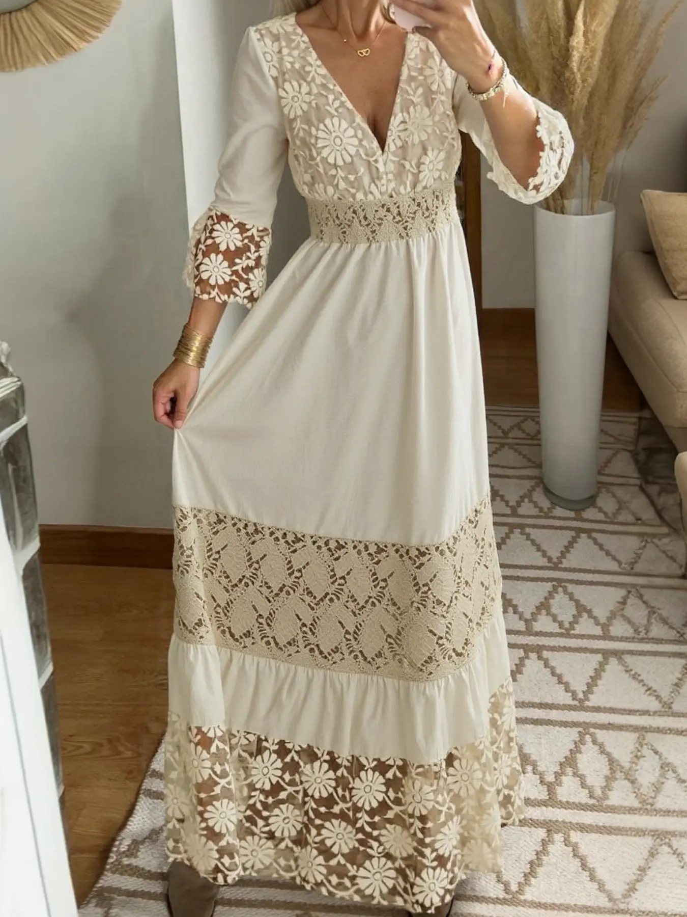 New Casual Long Dress with Three-Quarter Sleeves, Vintage Flower Lace V Neck, Flared Sleeve Layered Maxi Dress, All Seasons, Elegance