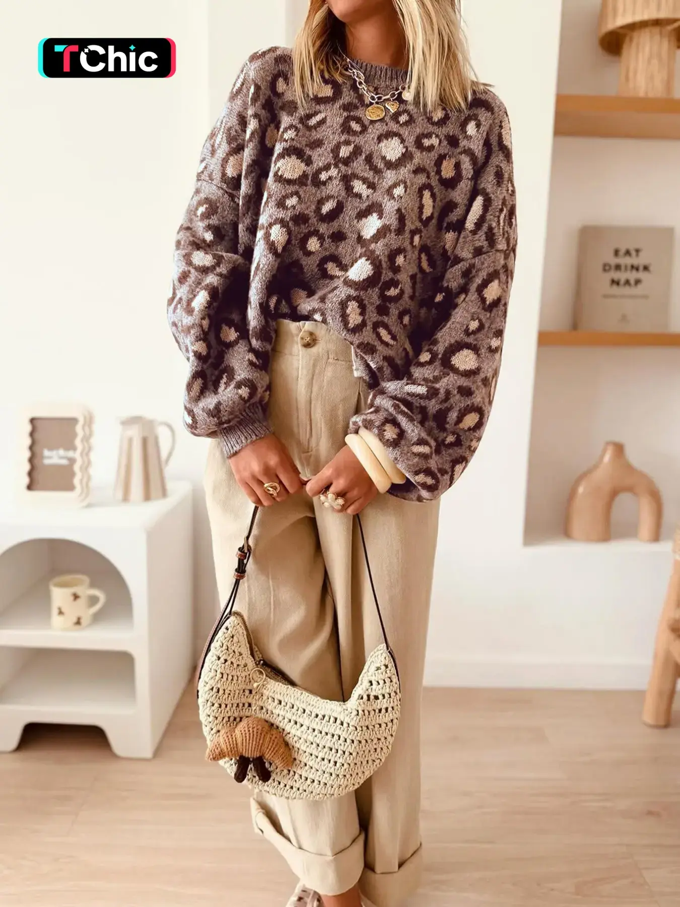 Women's Round Neck Contrast Leopard Jacquard Fall Winter Loose Casual Cozy Fashion Versatile Knit Pullover – Daily Outing & Commute Essential