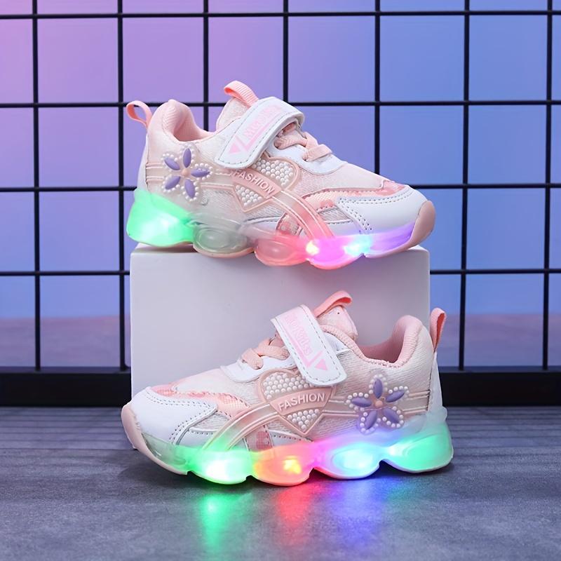 SHUJUAN Spring Girls' Light up Shoes Youngsters's Mesh Breathable Love Shoes Flower Light up Sports Shoes 1-6 Year Old Princess Shoes with Light up Luminous Girls' Sports Shoes Mesh Breathable Spring and Autumn New Youngsters Shoes Girls' Casual Lu