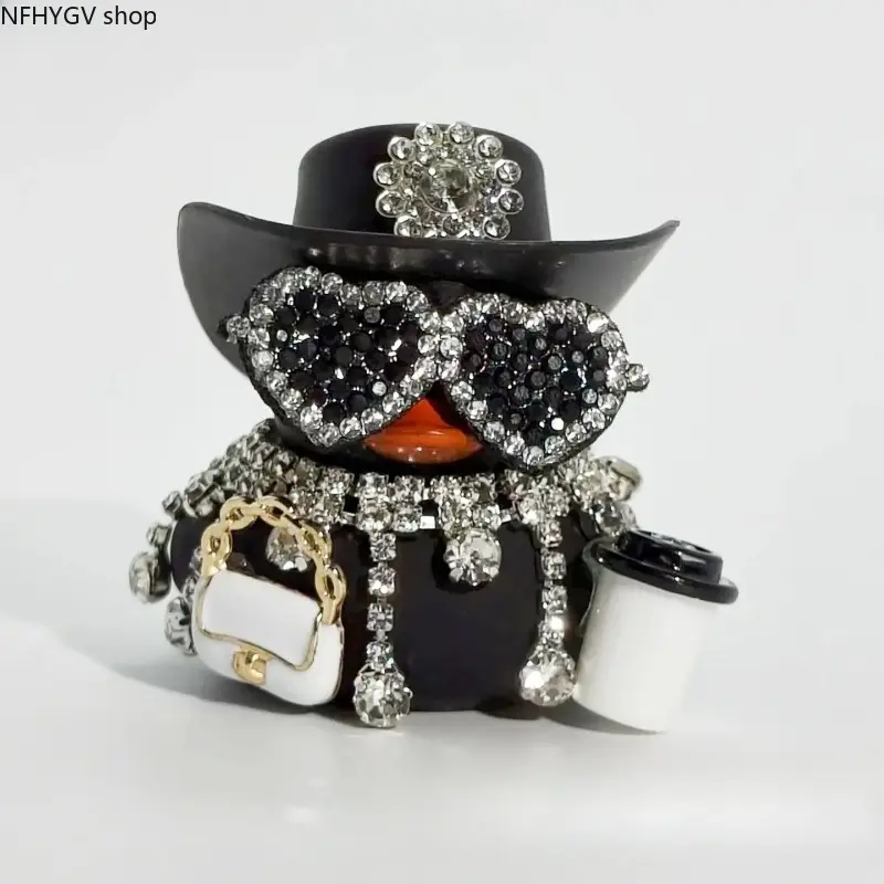 1 Pc Rhinestone-Pearl Inlaid Cute Duck Ornament, Glam Luxury Car Dashboard Decoration Trinket, Universal Auto Interior Accessory Compatible With SUV And Trucks, Perfect Decor For Racing Style And Outdoor Leisure Driving Daily Use