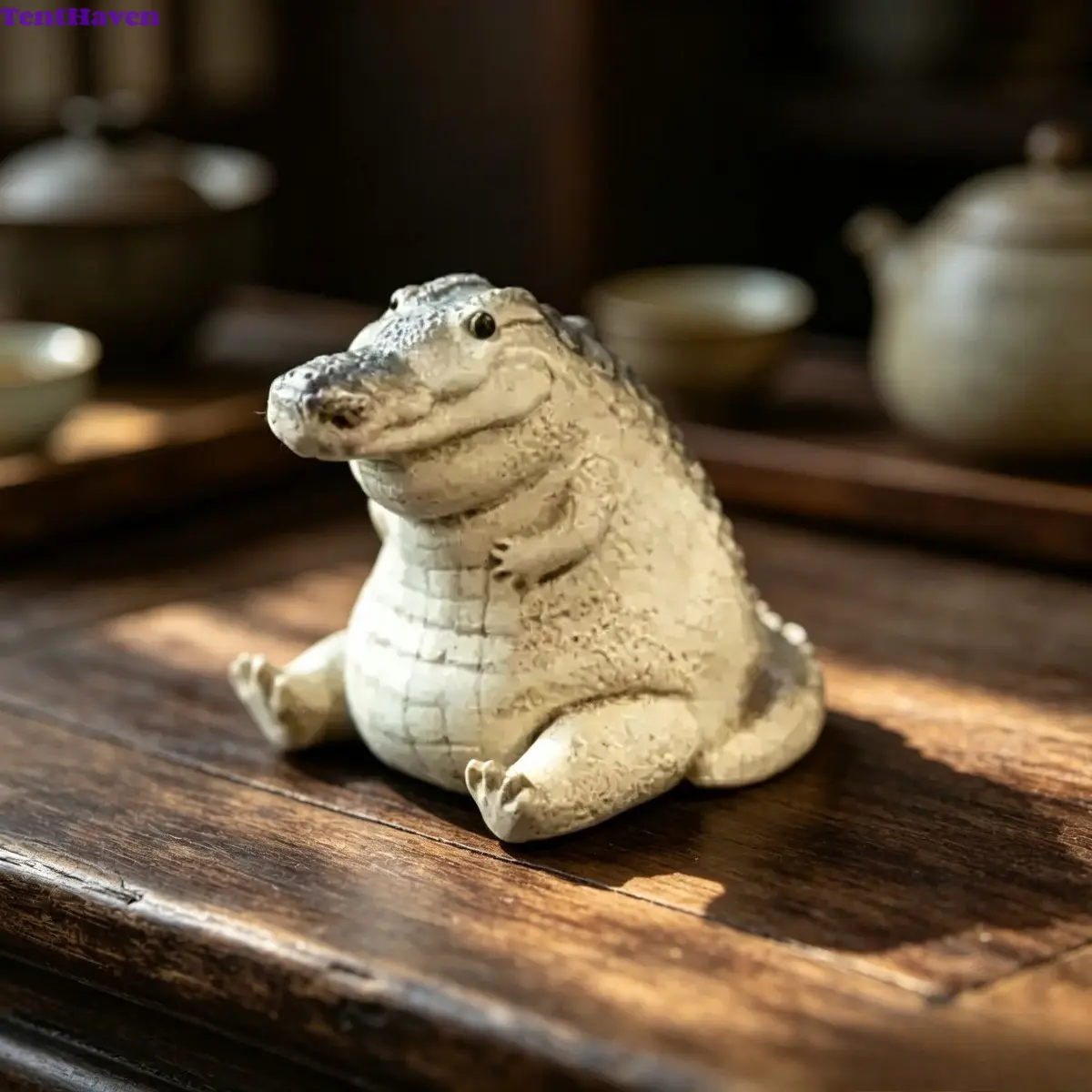 Tea Table Decor – Ceramic Tea Pets, Mini Figurine Ornaments, Handmade Small Crocodile Wealth Symbol Tea Pet, Vintage Zisha Craft Mini Animal Statue for Gongfu Tea Ceremony, Single Piece Textured Hand Carved Compact Desktop Size, Styling Decor for Tea Room