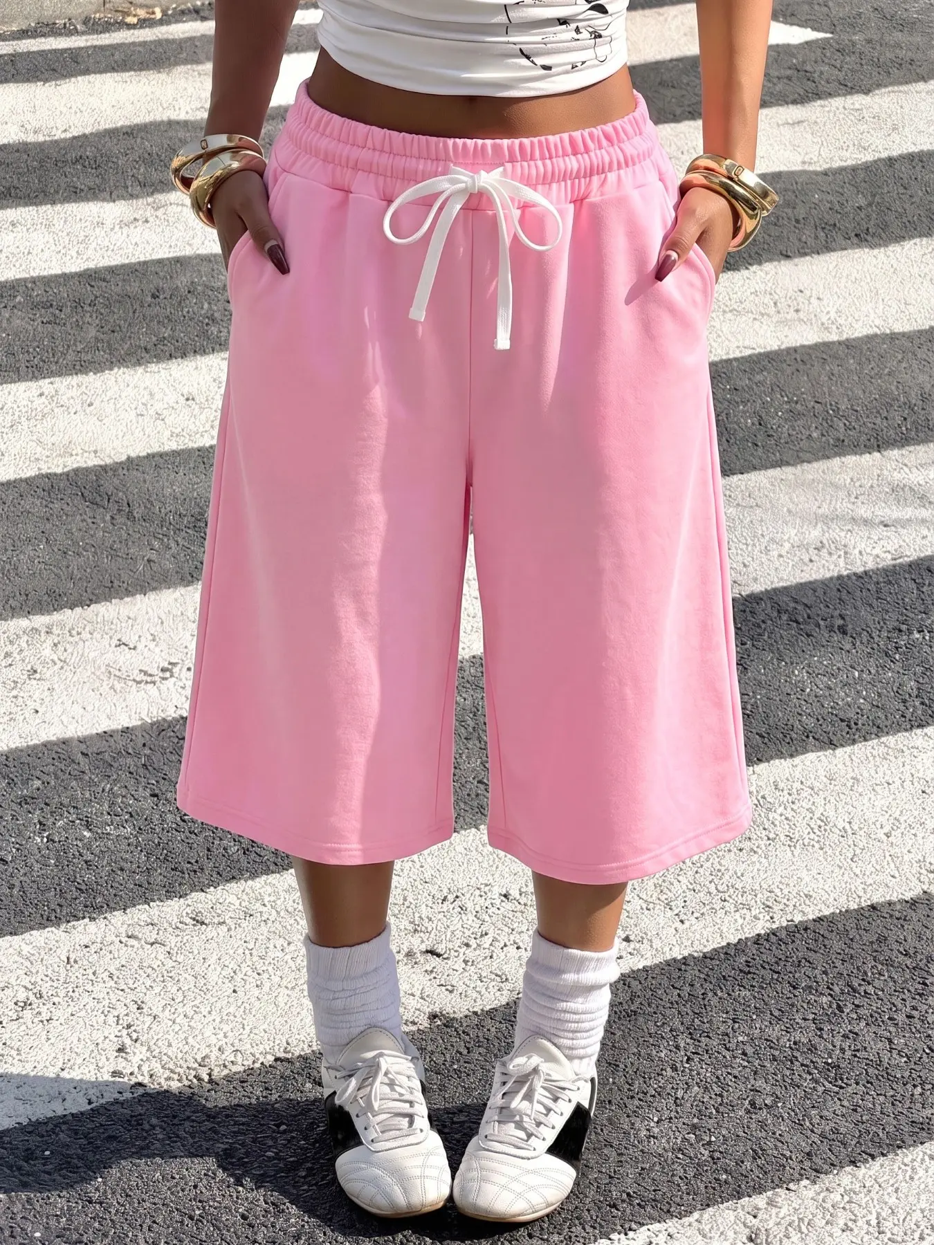 Women's Y2K Casual Knee-Length Jogger Shorts, Solid Pink, Elastic High Waist, Off-White Contrast Drawstring, Loose Wide-Leg Knee Cut, Side Pockets, Hip-Hop Daily Bottoms