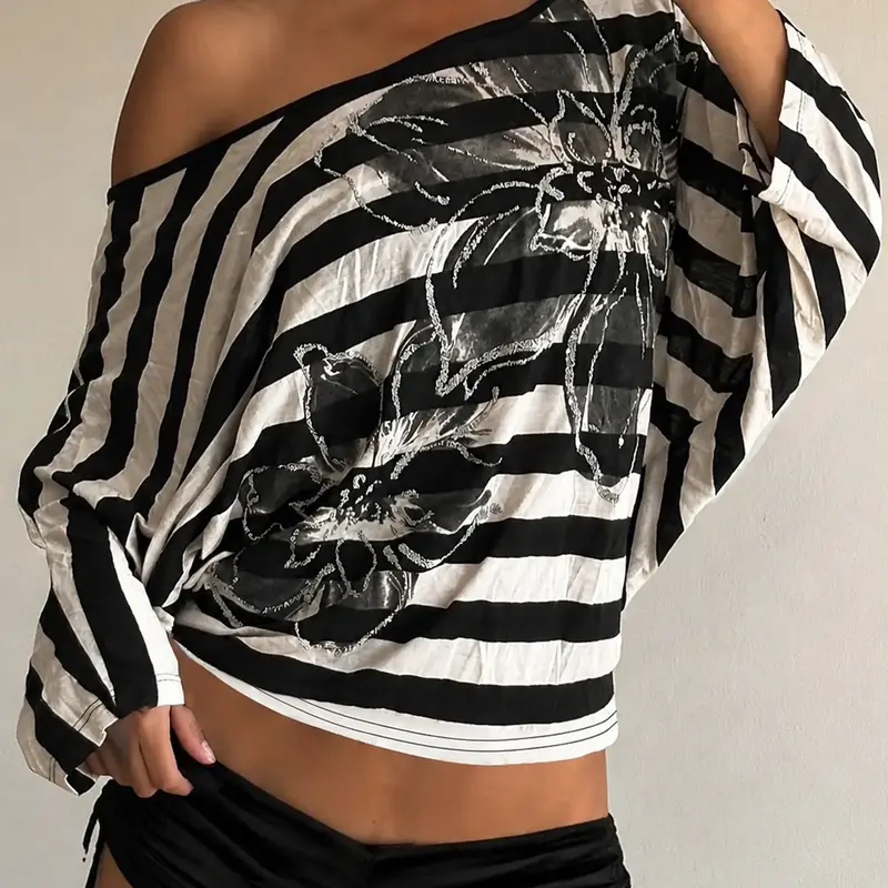 Street Style Casual Striped Colorblock Loose Top, Casual Everyday Top, Bohemian Casual Top, Boho Cottagecore Blouse, Fashion Retro Batwing Sleeve Asymmetrical Shoulder T-Shirt for Fall, Boho Clothing, Casual Daily Tops